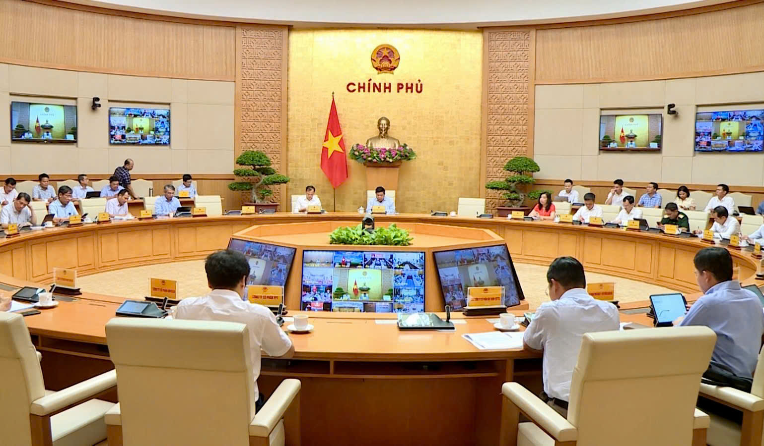 Hệ thống CNTT theo mô hình chính quyền 2 cấp sẵn sàng phục vụ tốt nhất cho người dân- Ảnh 2. Hệ thống CNTT theo mô hình chính quyền 2 cấp sẵn sàng phục vụ tốt nhất cho người dân- Ảnh 2.
