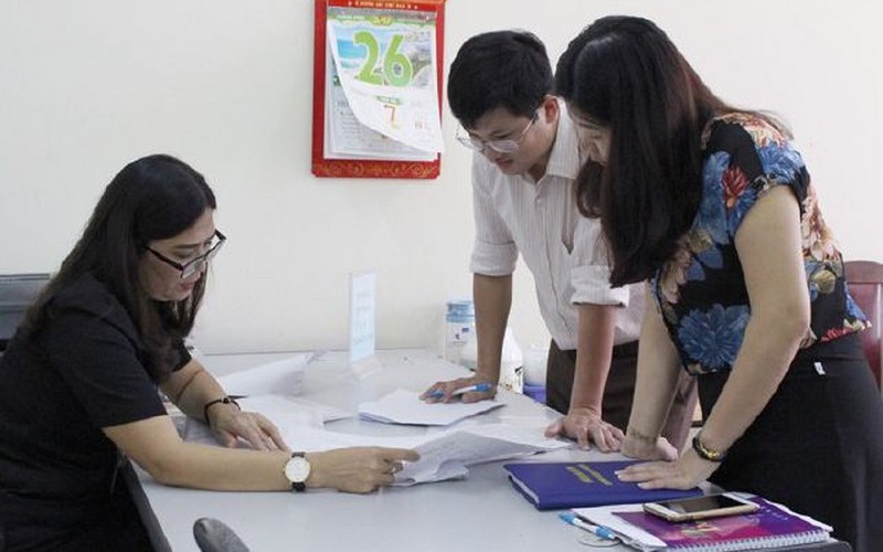 Cán bộ không chuyên trách chuyển làm Chủ tịch hội, xếp lương thế nào?