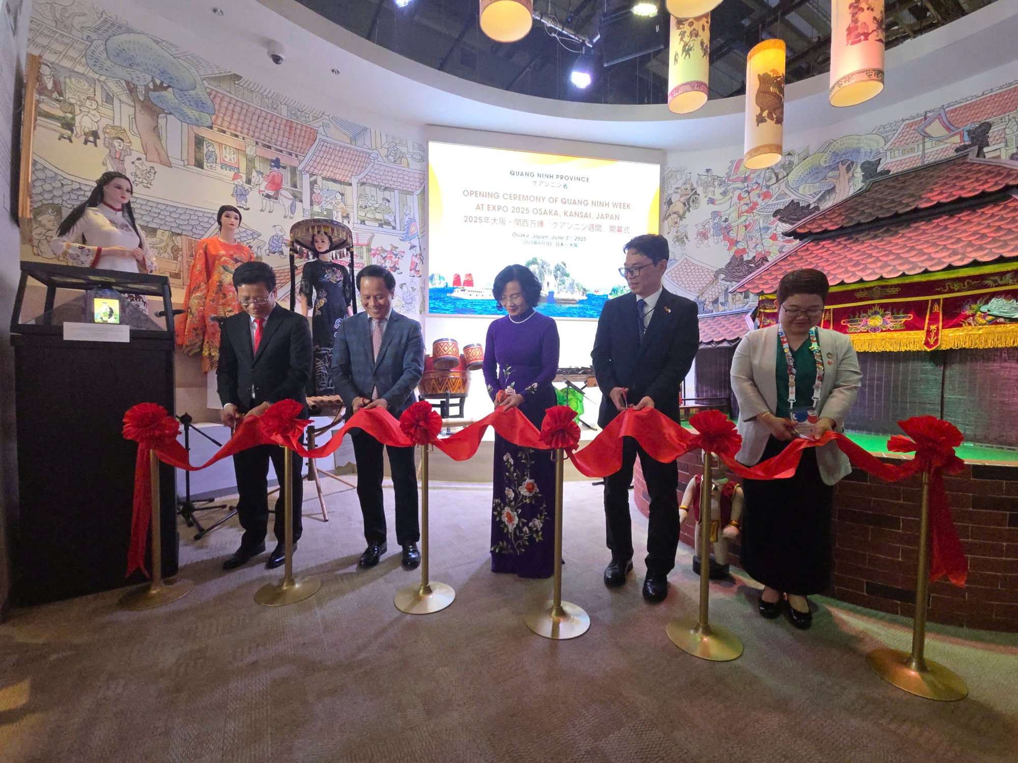 Khai mạc Tuần lễ Quảng Ninh tại EXPO 2025 Osaka- Ảnh 1. Khai mạc Tuần lễ Quảng Ninh tại EXPO 2025 Osaka- Ảnh 1.