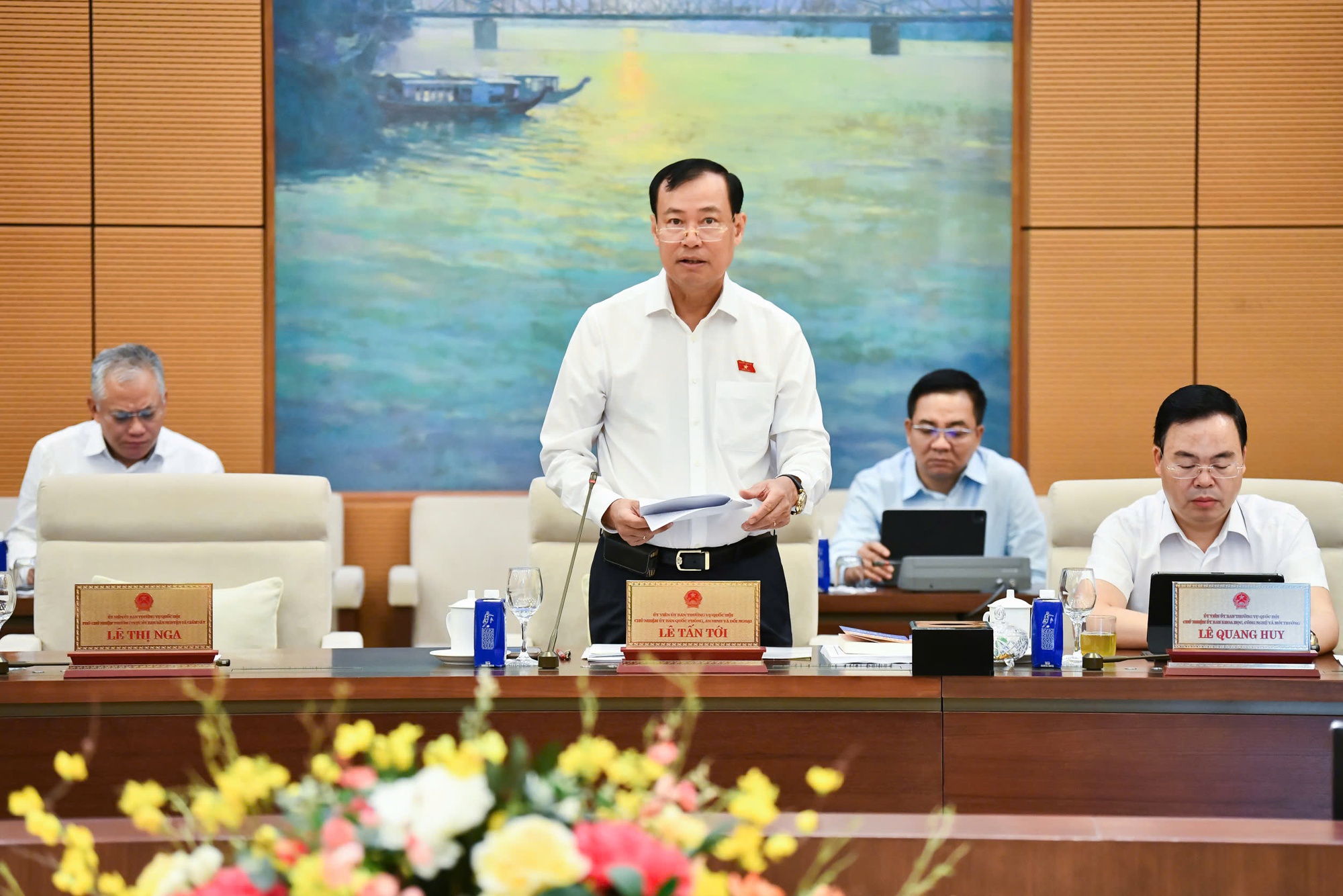 11 luật trong lĩnh vực quốc phòng, an ninh: Rà soát sắp xếp tổ chức quân sự địa phương - Ảnh 7. 11 luật trong lĩnh vực quốc phòng, an ninh: Rà soát sắp xếp tổ chức quân sự địa phương - Ảnh 7.