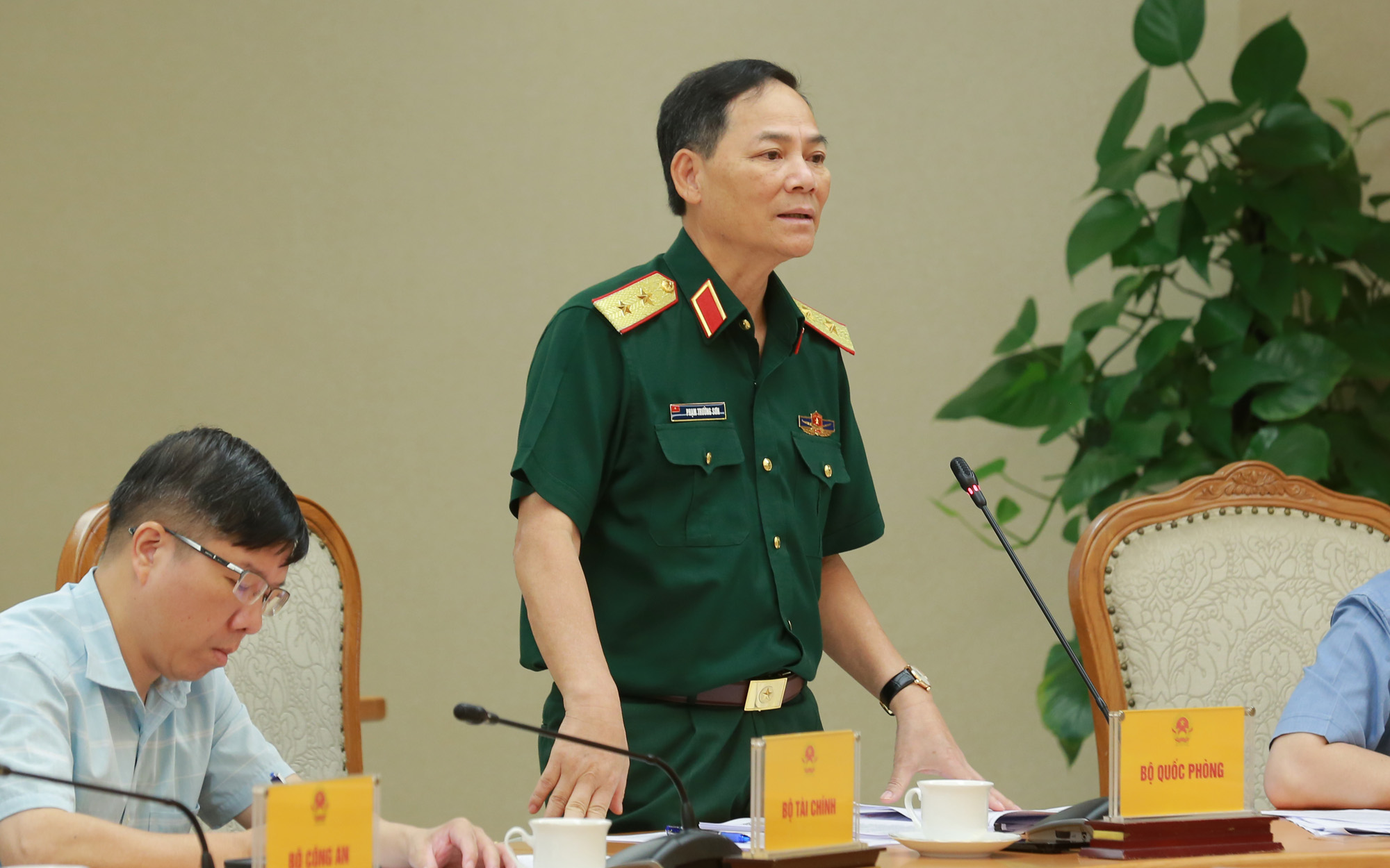 Phối hợp chặt chẽ, đồng bộ, phòng ngừa từ sớm trong công tác an ninh hàng không- Ảnh 3. Phối hợp chặt chẽ, đồng bộ, phòng ngừa từ sớm trong công tác an ninh hàng không- Ảnh 3.