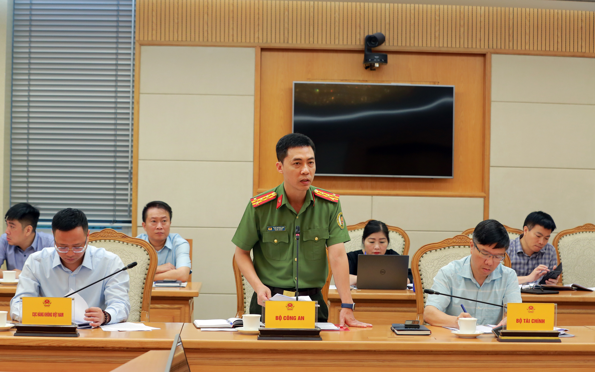 Phối hợp chặt chẽ, đồng bộ, phòng ngừa từ sớm trong công tác an ninh hàng không- Ảnh 2. Phối hợp chặt chẽ, đồng bộ, phòng ngừa từ sớm trong công tác an ninh hàng không- Ảnh 2.
