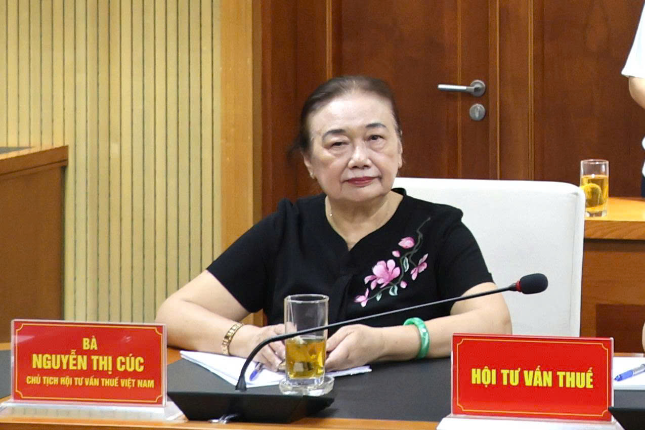 Xây dựng hệ thống thuế hiện đại, hỗ trợ hộ kinh doanh triển khai hóa đơn điện tử - Ảnh 2. Xây dựng hệ thống thuế hiện đại, hỗ trợ hộ kinh doanh triển khai hóa đơn điện tử - Ảnh 2.