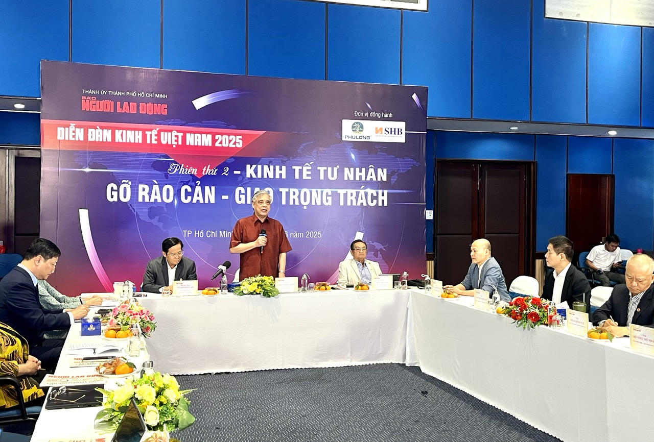 Kinh tế tư nhân: Gỡ rào cản - Giao trọng trách- Ảnh 1. Kinh tế tư nhân: Gỡ rào cản - Giao trọng trách- Ảnh 1.