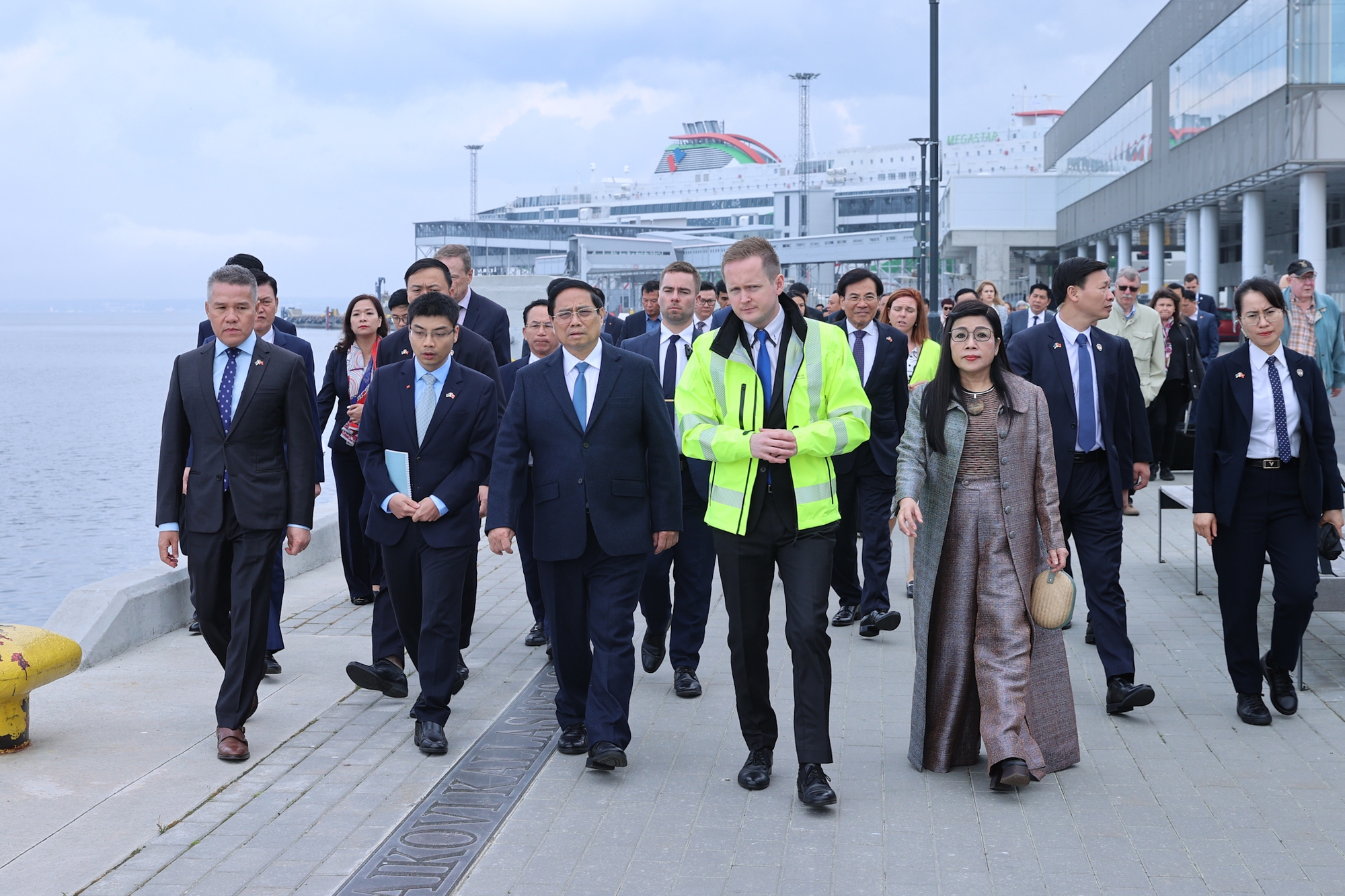 Thủ tướng thăm cảng biển hàng đầu vùng Baltic và tìm hiểu kinh nghiệm phát huy giá trị di sản ở Estonia- Ảnh 3. Thủ tướng thăm cảng biển hàng đầu vùng Baltic và tìm hiểu kinh nghiệm phát huy giá trị di sản ở Estonia- Ảnh 3.
