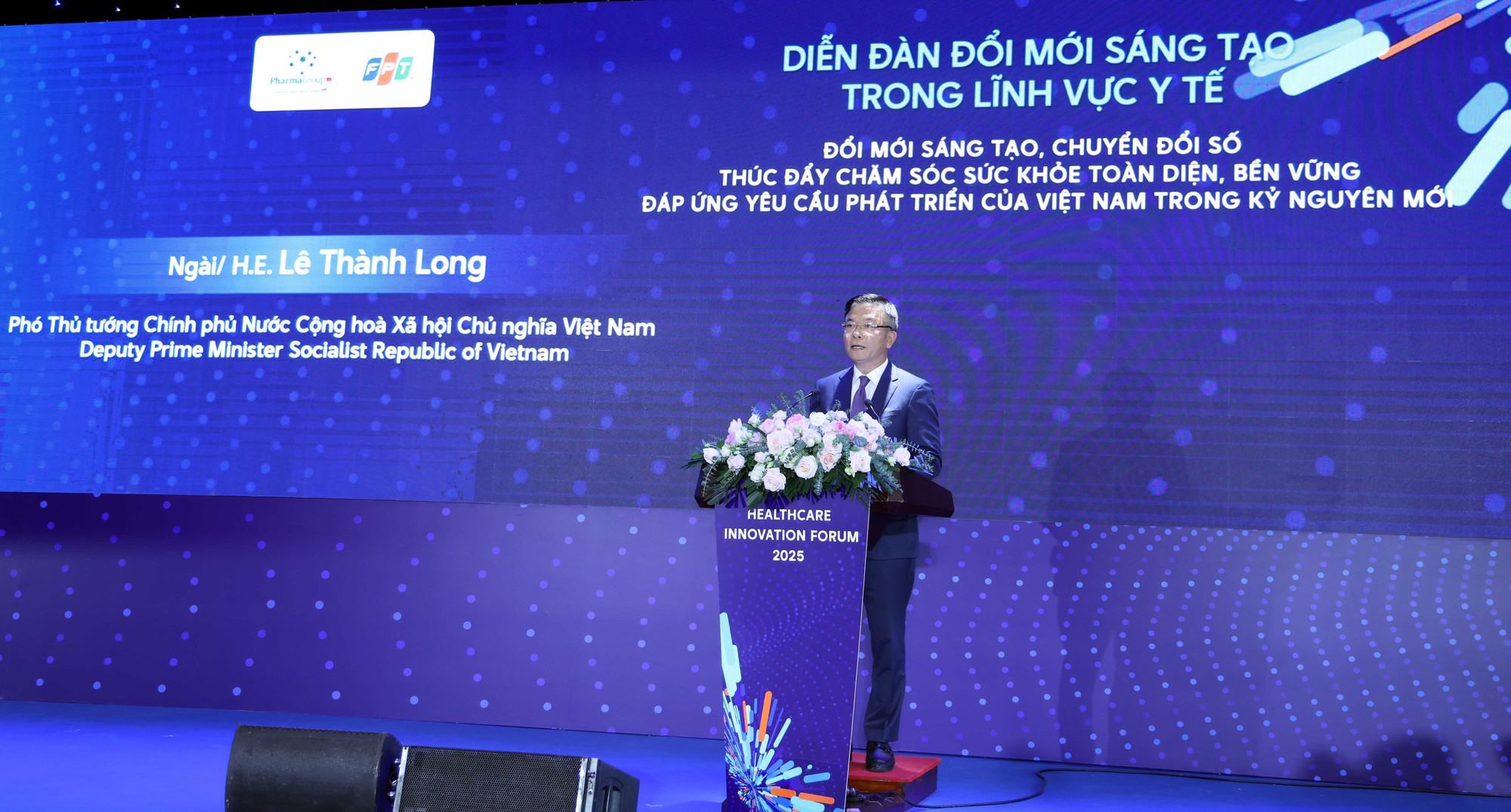 Phó Thủ tướng Lê Thành Long: Thúc đẩy mạnh mẽ, toàn diện chuyển đổi số y tế- Ảnh 3. Phó Thủ tướng Lê Thành Long: Thúc đẩy mạnh mẽ, toàn diện chuyển đổi số y tế- Ảnh 3.
