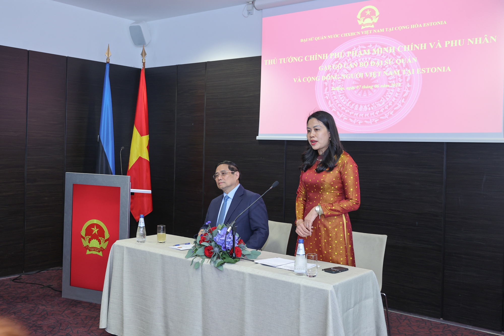 Thủ tướng: Đảng, Nhà nước luôn quan tâm cộng đồng Việt Nam ở nước ngoài, dù chỉ một người - Ảnh 5.