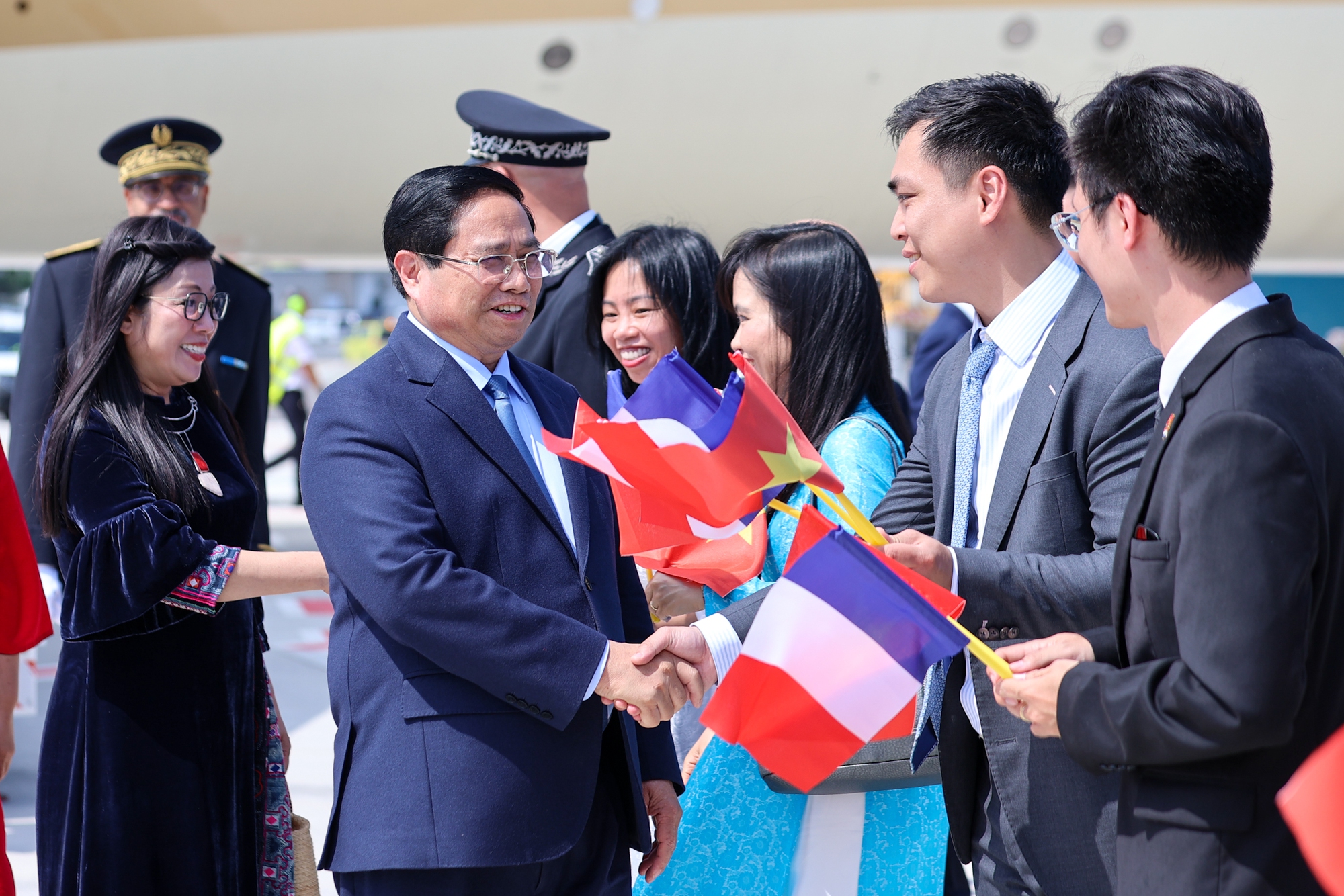 Thủ tướng Phạm Minh Chính tới Nice, bắt đầu chuyến công tác tại Cộng hoà Pháp- Ảnh 4. Thủ tướng Phạm Minh Chính tới Nice, bắt đầu chuyến công tác tại Cộng hoà Pháp- Ảnh 4.
