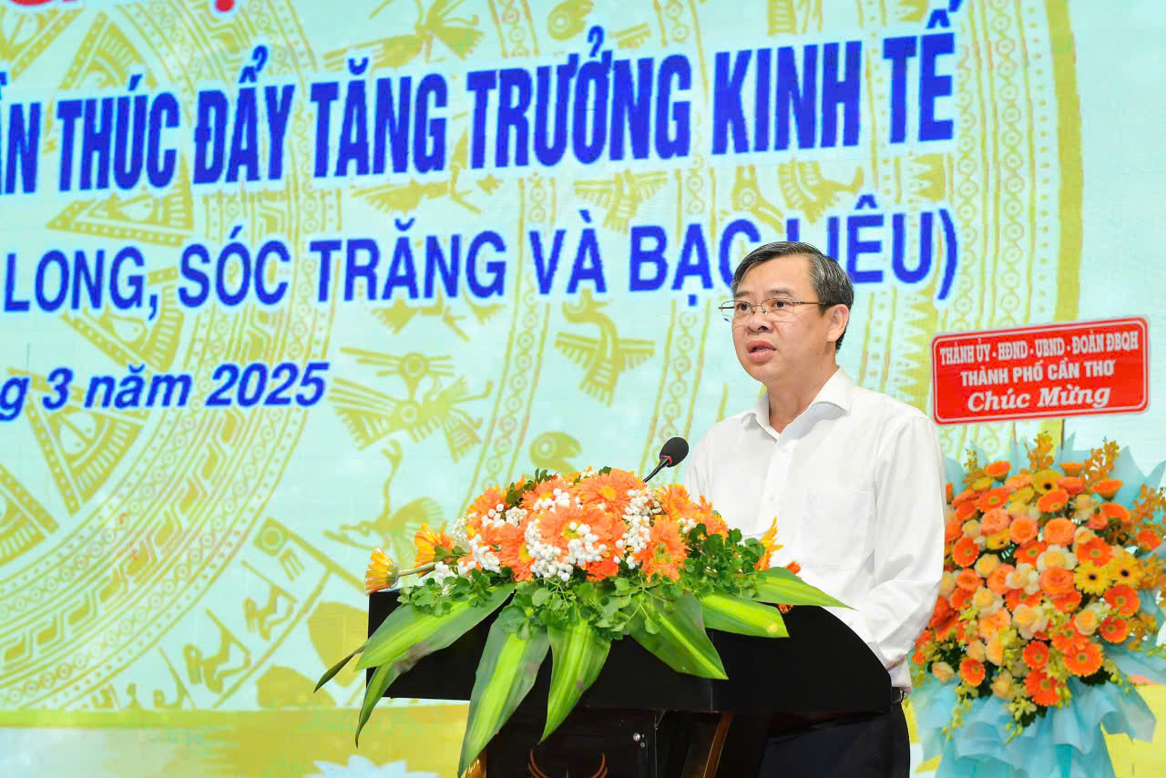 Cần Thơ ban hành tiêu chuẩn chức danh công chức cấp xã mới- Ảnh 1. Cần Thơ ban hành tiêu chuẩn chức danh công chức cấp xã mới- Ảnh 1.