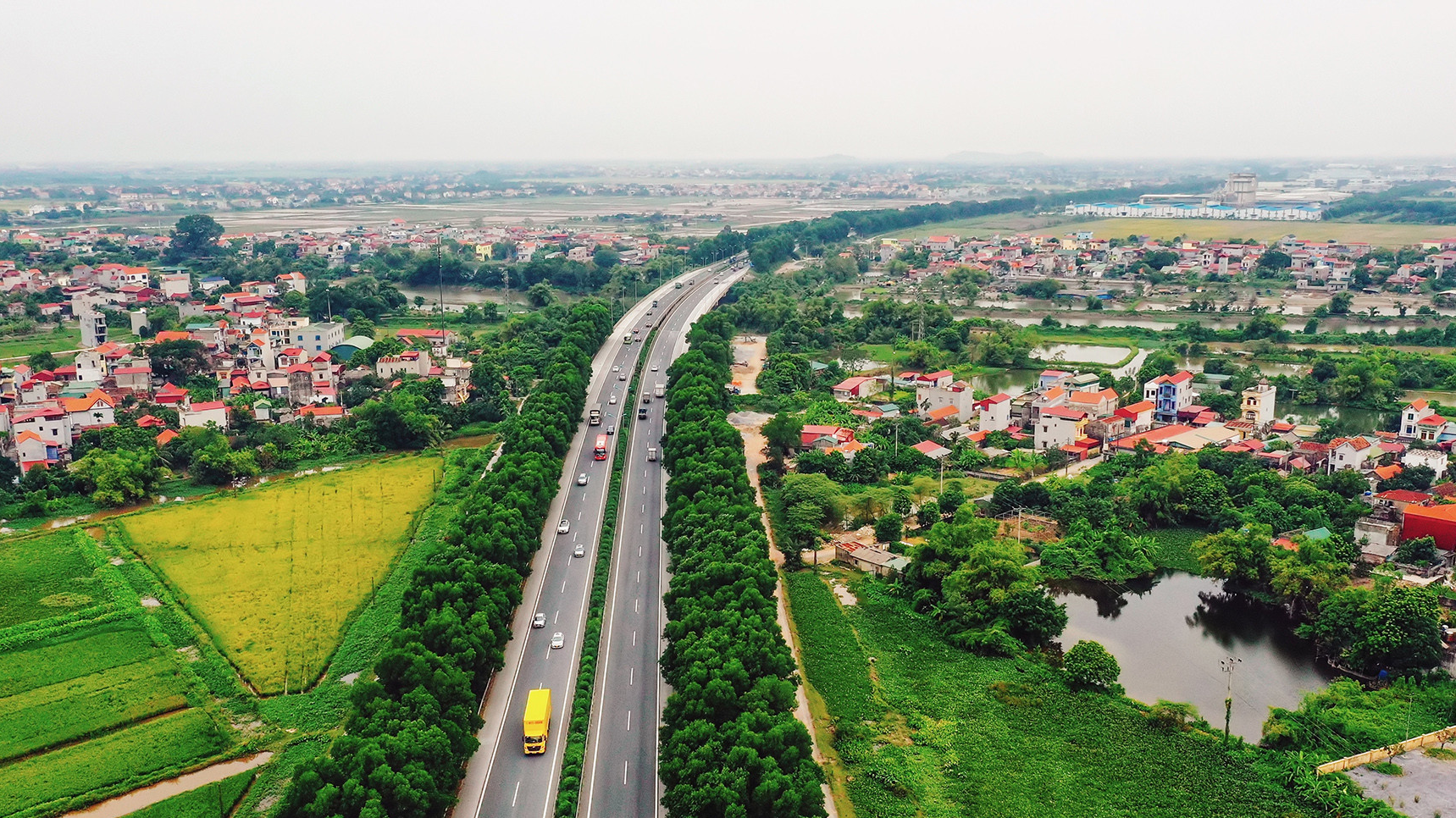 Cấp thiết mở rộng cao tốc Cầu Giẽ-Ninh Bình lên 6 làn xe hoàn chỉnh- Ảnh 1. Cấp thiết mở rộng cao tốc Cầu Giẽ-Ninh Bình lên 6 làn xe hoàn chỉnh- Ảnh 1.
