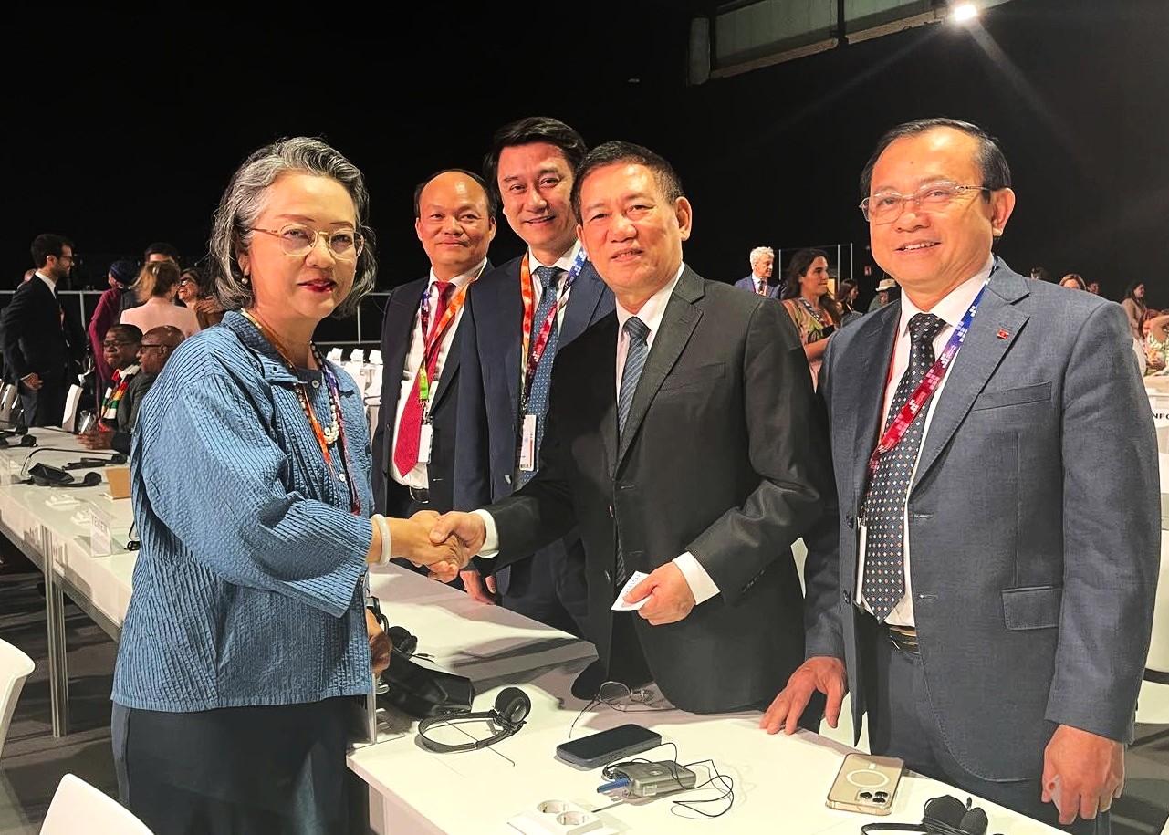 Phó Thủ tướng Hồ Đức Phớc dự Phiên khai mạc FfD4- Ảnh 6. Phó Thủ tướng Hồ Đức Phớc dự Phiên khai mạc FfD4- Ảnh 6.