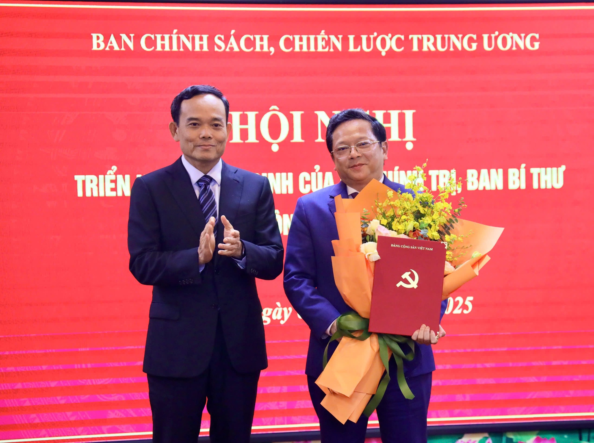 Bổ nhiệm hai Phó Trưởng Ban Chính sách, chiến lược Trung ương- Ảnh 3.
