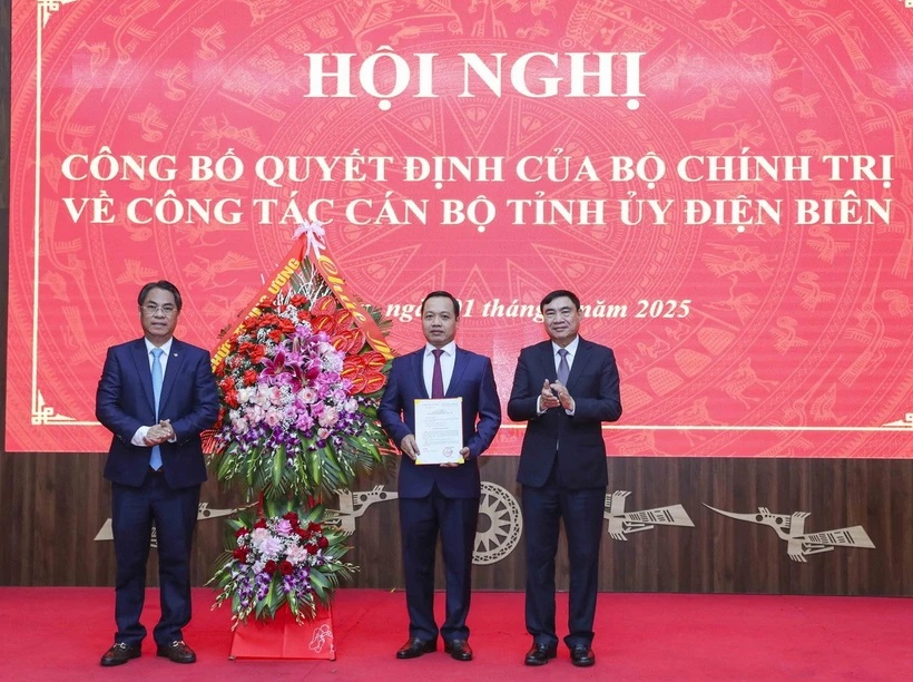 Đồng chí Trần Tiến Dũng được điều động, chỉ định làm Phó Bí thư Tỉnh ủy Điện Biên- Ảnh 1. Đồng chí Trần Tiến Dũng được điều động, chỉ định làm Phó Bí thư Tỉnh ủy Điện Biên- Ảnh 1.