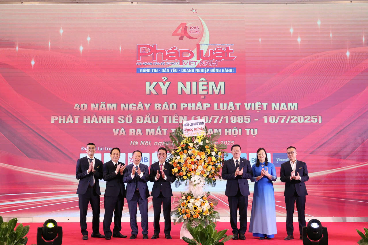 Khẳng định vai trò là kênh truyền thông chủ lực của Bộ, ngành Tư pháp- Ảnh 1. Khẳng định vai trò là kênh truyền thông chủ lực của Bộ, ngành Tư pháp- Ảnh 1.