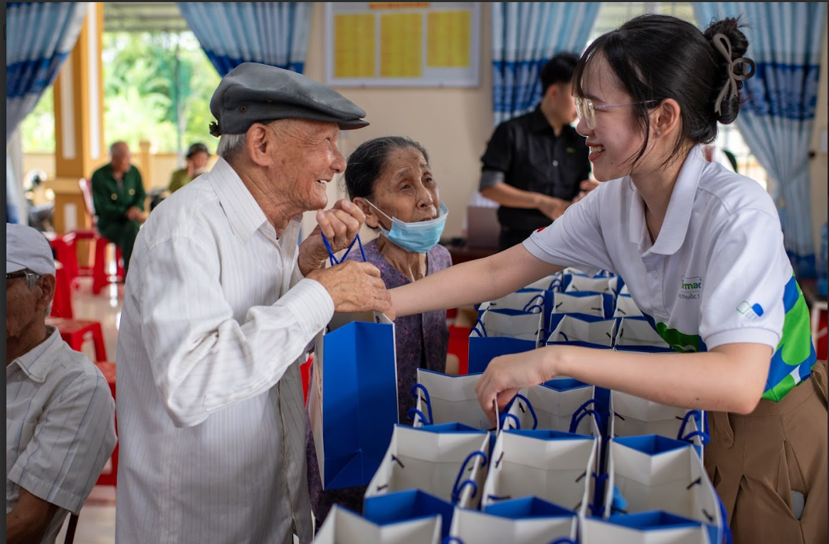 Hệ thống nhà thuốc Pharmacity chăm sóc sức khỏe người có công tại Quảng Trị- Ảnh 3. Hệ thống nhà thuốc Pharmacity chăm sóc sức khỏe người có công tại Quảng Trị- Ảnh 3.