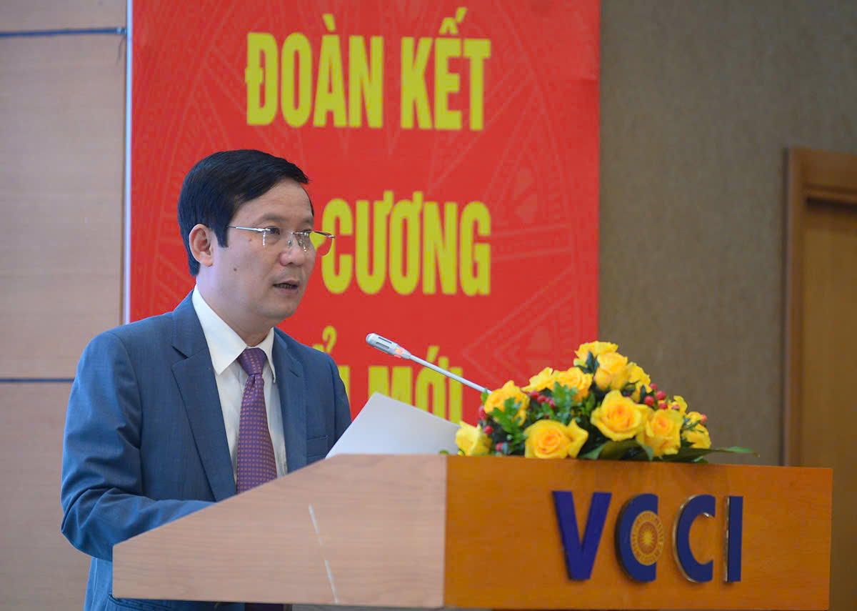 Chuyển đổi xanh ngành logistics: Cơ hội vươn tầm cạnh tranh và hội nhập- Ảnh 1. Chuyển đổi xanh ngành logistics: Cơ hội vươn tầm cạnh tranh và hội nhập- Ảnh 1.