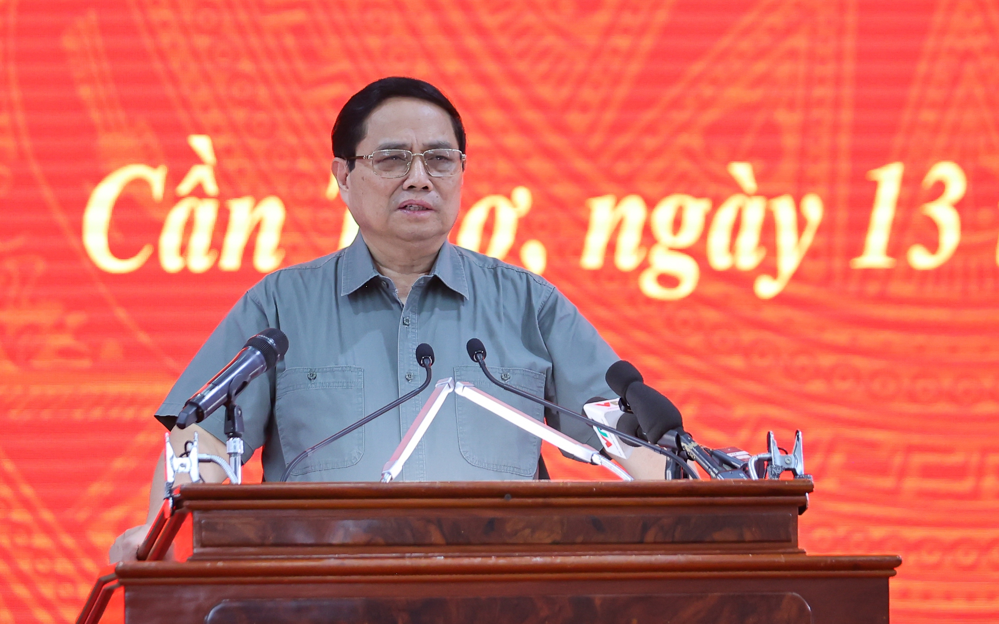 Thủ tướng: ĐBSCL cần đoàn kết hơn nữa, bứt phá, thần tốc hơn nữa