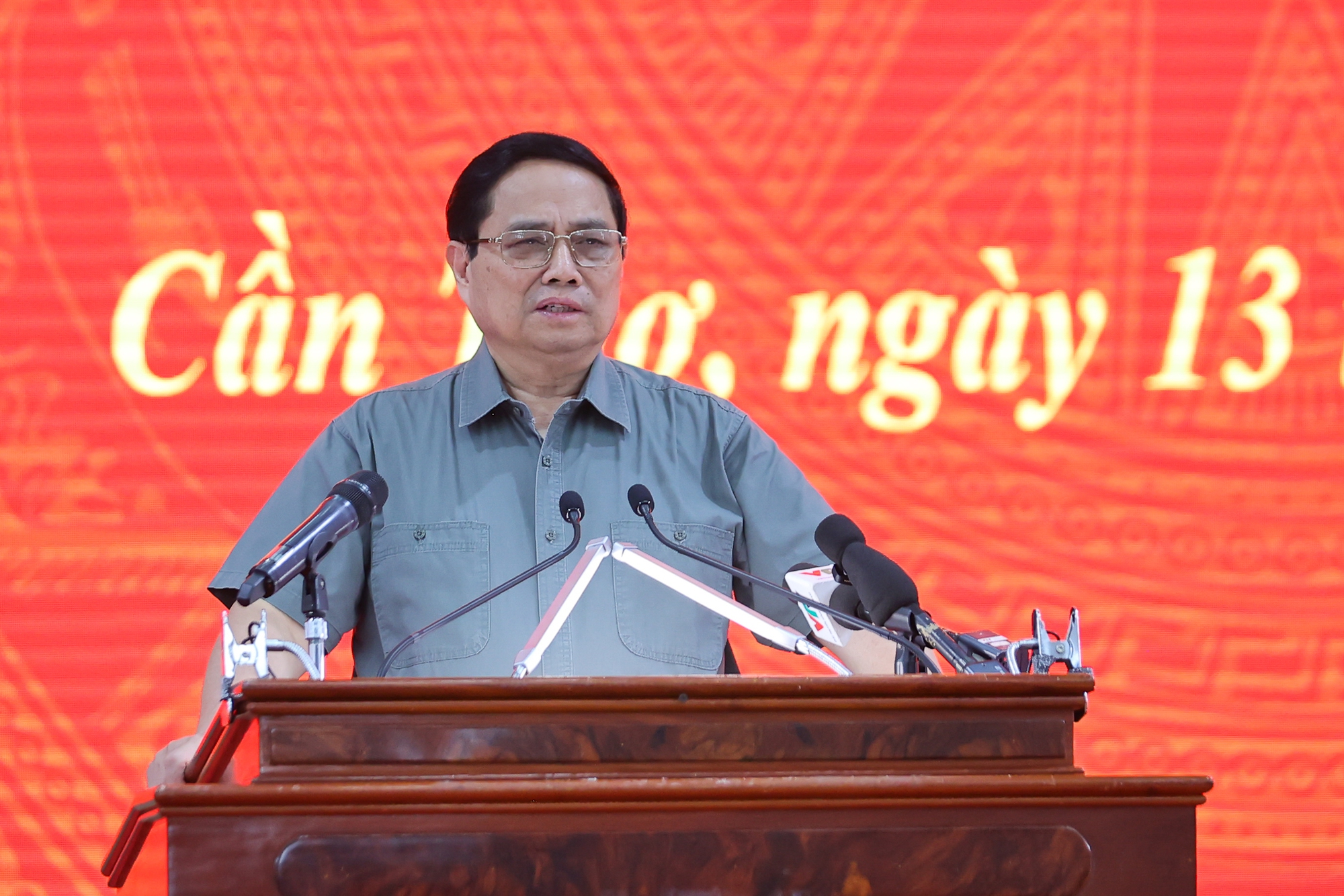 Thủ tướng: ĐBSCL cần đoàn kết hơn nữa, bứt phá, thần tốc hơn nữa- Ảnh 8. Thủ tướng: ĐBSCL cần đoàn kết hơn nữa, bứt phá, thần tốc hơn nữa- Ảnh 8.