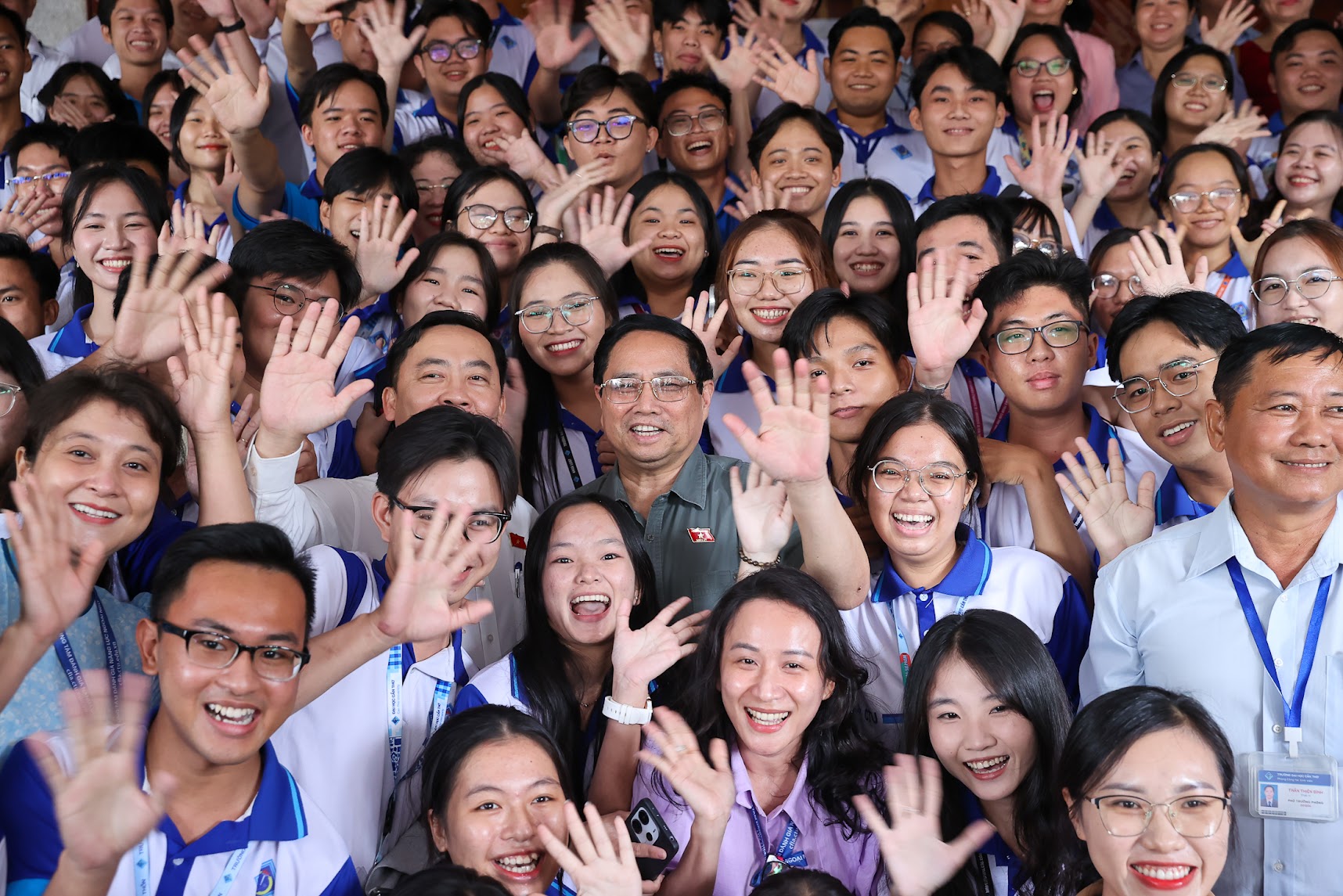 Thủ tướng Phạm Minh Chính tiếp xúc cử tri Cần Thơ- Ảnh 11. Thủ tướng Phạm Minh Chính tiếp xúc cử tri Cần Thơ- Ảnh 11.