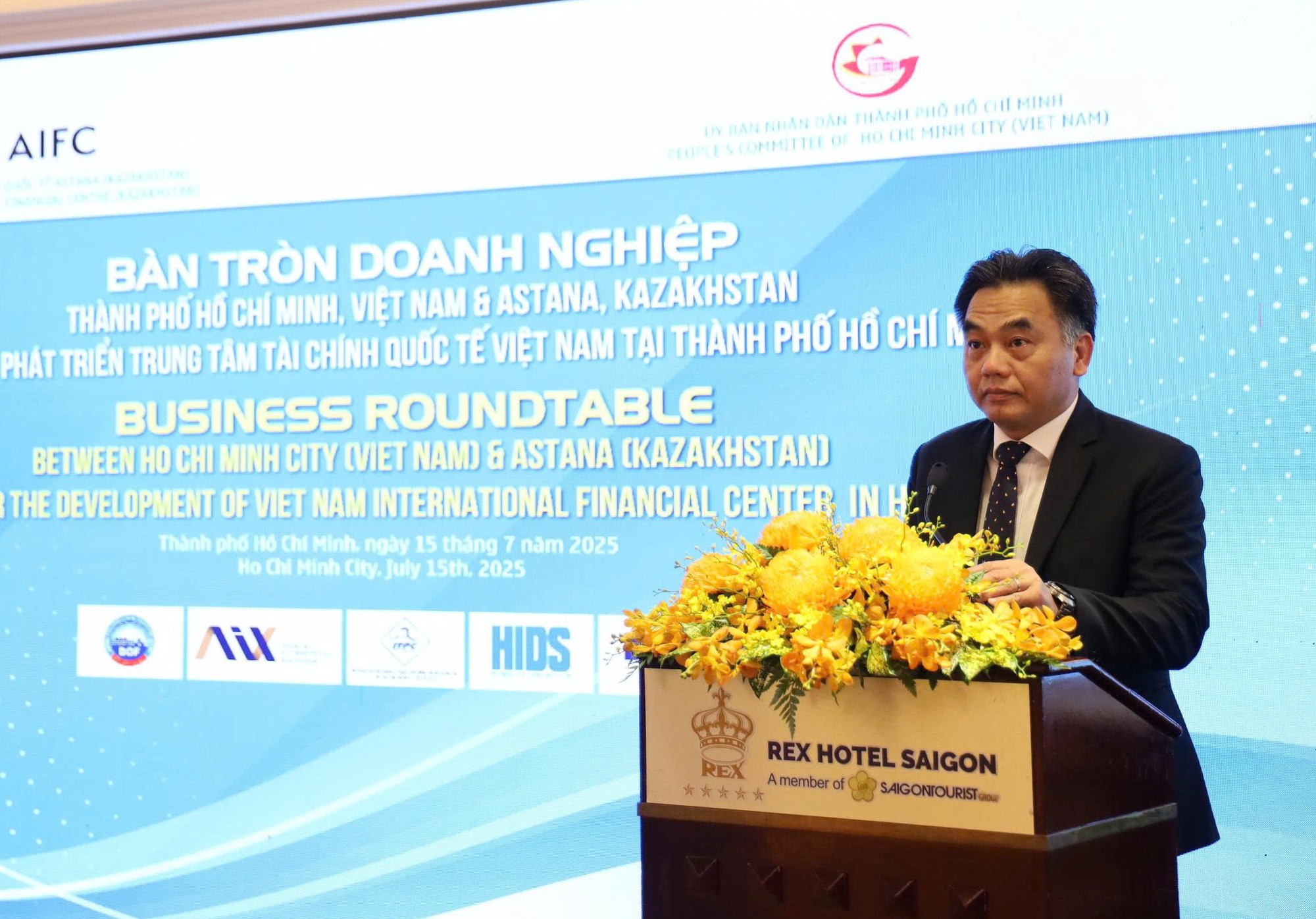 TPHCM mời gọi doanh nghiệp Kazakhstan đầu tư vào trung tâm tài chính- Ảnh 1. TPHCM mời gọi doanh nghiệp Kazakhstan đầu tư vào trung tâm tài chính- Ảnh 1.