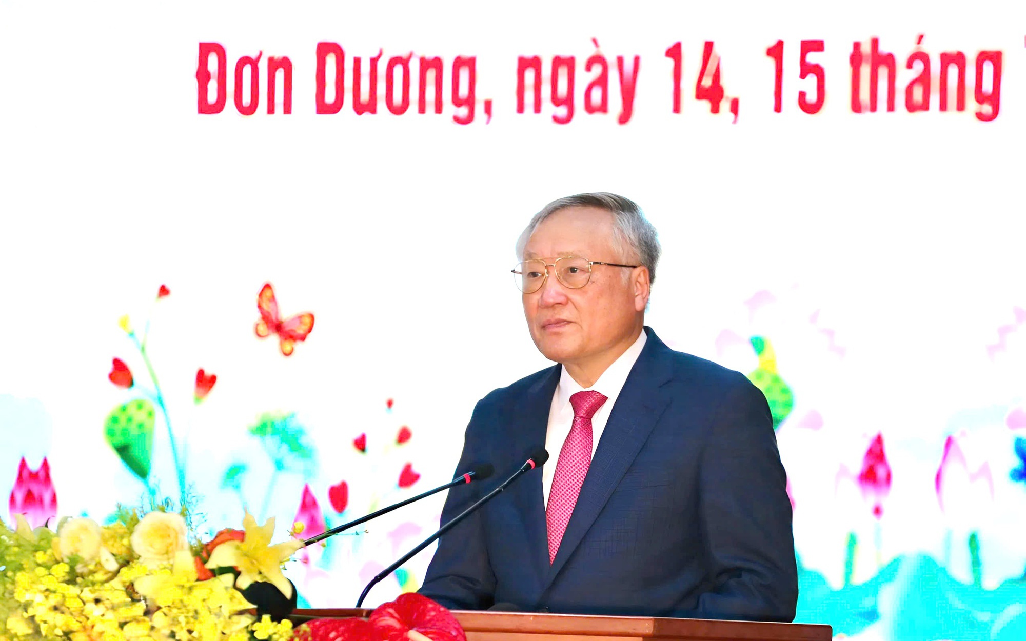 Phó Thủ tướng Thường trực Nguyễn Hòa Bình dự và chỉ đạo Đại hội điểm cấp xã của tỉnh Lâm Đồng