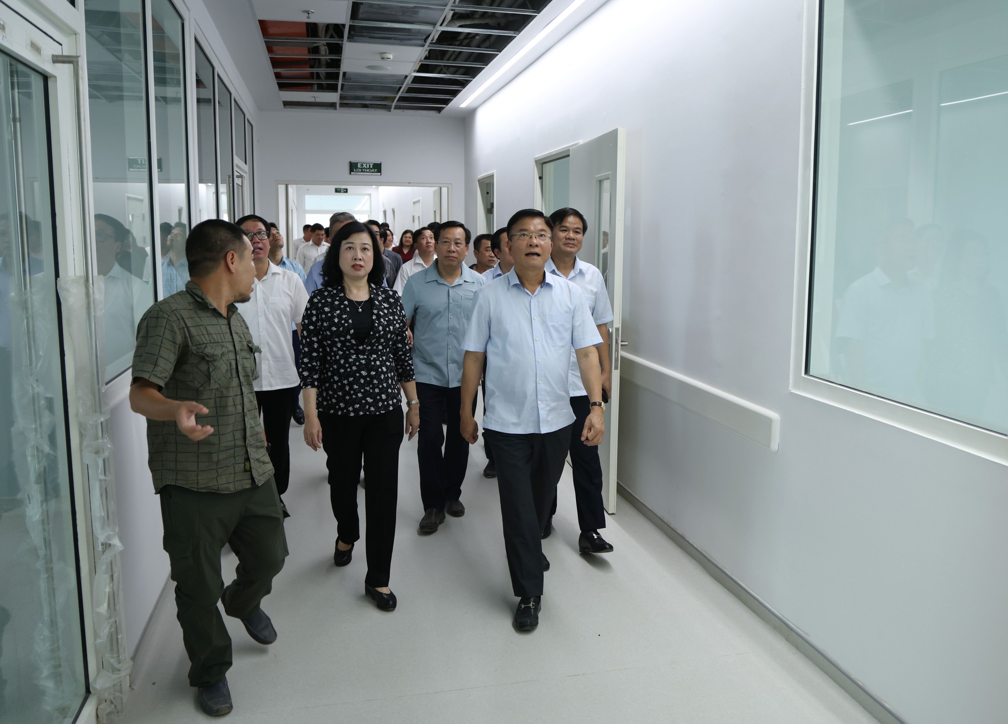 Yêu cầu báo cáo Thủ tướng việc xử lý vướng mắc dự án cơ sở 2 Bệnh viện Bạch Mai, Việt Đức trước 20/7- Ảnh 1. Yêu cầu báo cáo Thủ tướng việc xử lý vướng mắc dự án cơ sở 2 Bệnh viện Bạch Mai, Việt Đức trước 20/7- Ảnh 1.
