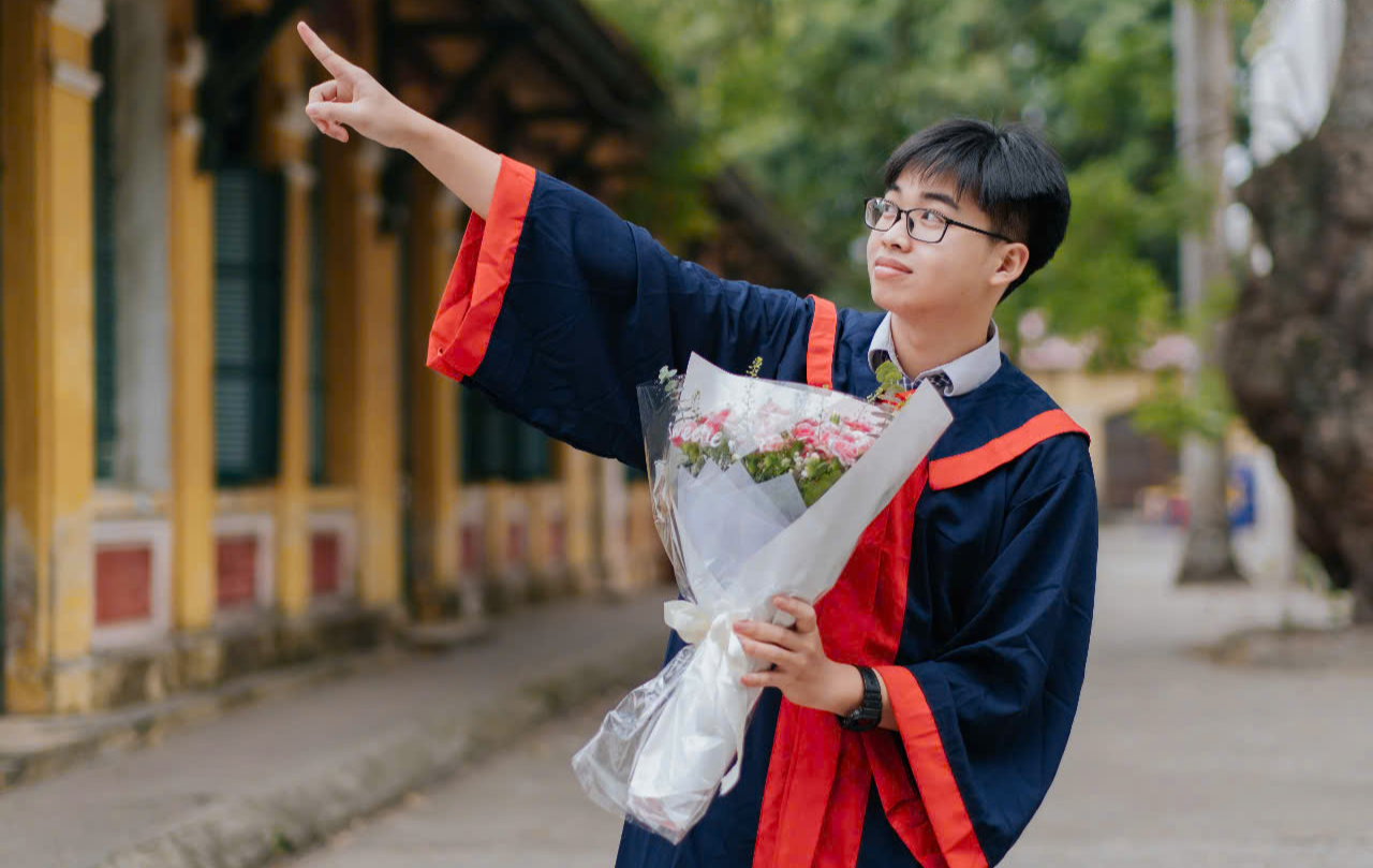 Chân dung Thủ khoa khối A01: Cách học khác số đông- Ảnh 1. Chân dung Thủ khoa khối A01: Cách học khác số đông- Ảnh 1.