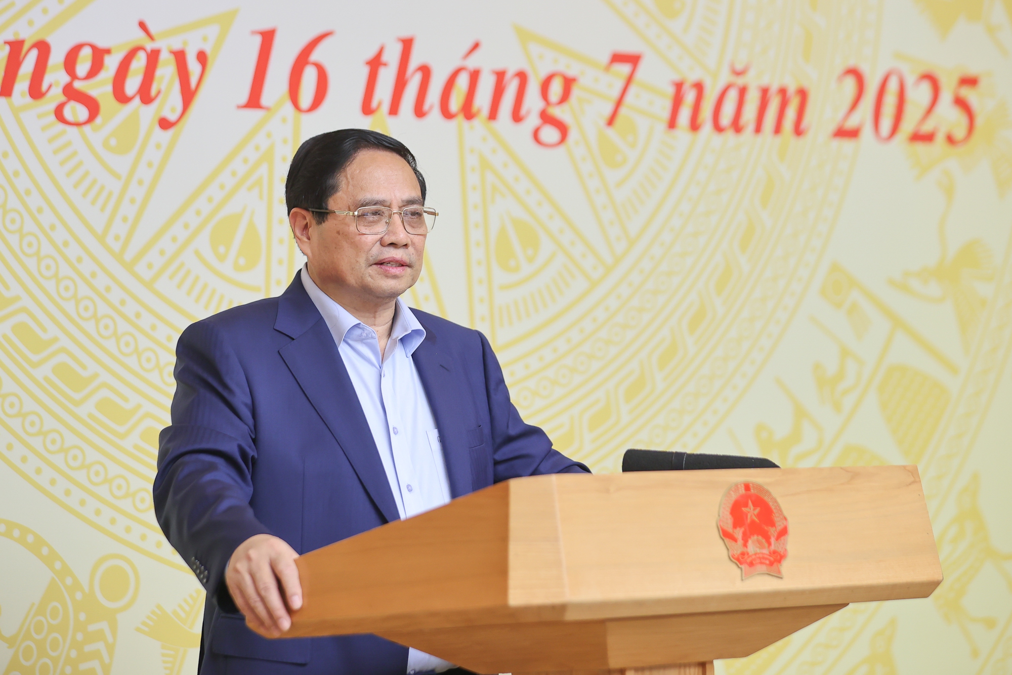 Thủ tướng: Tăng trưởng 8,3-8,5% năm 2025 không là 'mục tiêu bất khả thi'- Ảnh 1. Thủ tướng: Tăng trưởng 8,3-8,5% năm 2025 không là 'mục tiêu bất khả thi'- Ảnh 1.