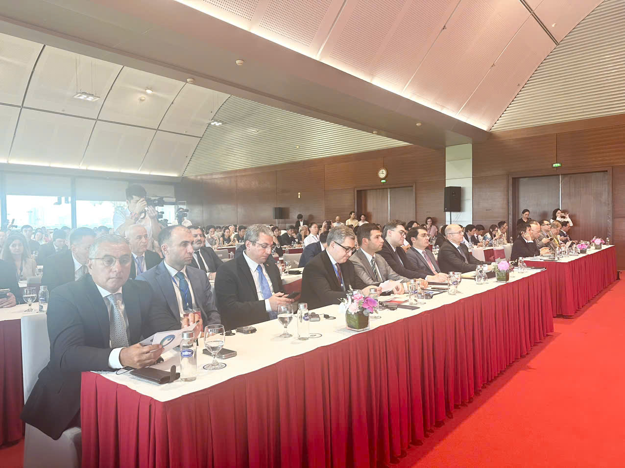 Thúc đẩy mô hình hỗ trợ khởi nghiệp 'SME House' thông qua hợp tác Việt Nam - Azerbaijan- Ảnh 2. Thúc đẩy mô hình hỗ trợ khởi nghiệp 'SME House' thông qua hợp tác Việt Nam - Azerbaijan- Ảnh 2.