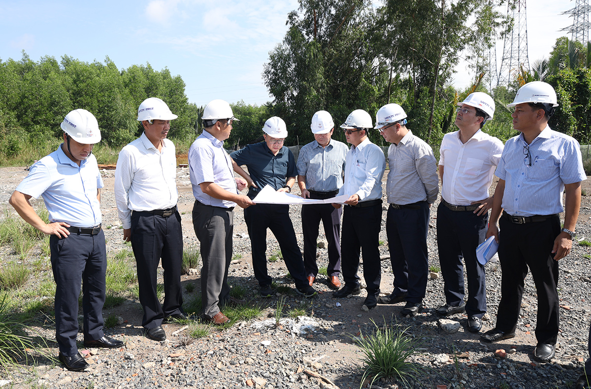Đốc thúc gỡ nút thắt về mặt bằng cụm dự án truyền tải quan trọng tại Đồng Nai- Ảnh 1. Đốc thúc gỡ nút thắt về mặt bằng cụm dự án truyền tải quan trọng tại Đồng Nai- Ảnh 1.