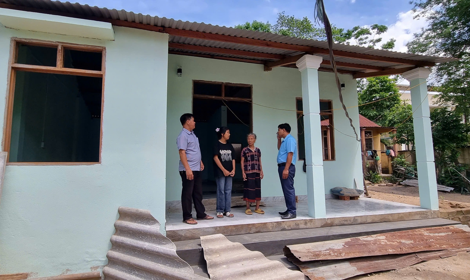 Xóa nhà tạm cho người có công – Dấu ấn nghĩa tình của ‘đất lửa’ Quảng Trị- Ảnh 2. Xóa nhà tạm cho người có công – Dấu ấn nghĩa tình của ‘đất lửa’ Quảng Trị- Ảnh 2.