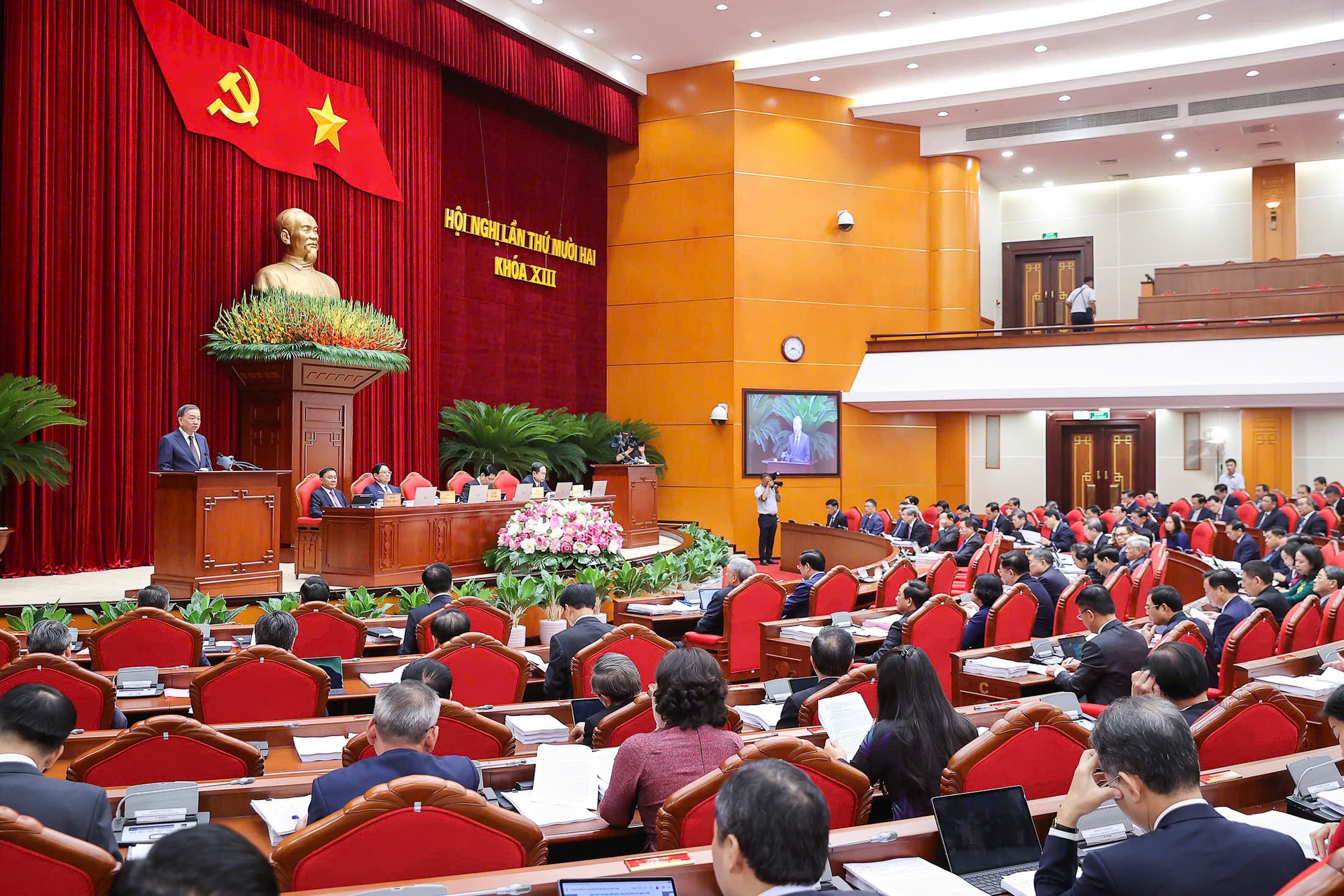 Tổng Bí thư Tô Lâm: Không để bất kỳ lợi ích cục bộ, cảm tính cá nhân làm ảnh hưởng tới chất lượng quyết sách- Ảnh 2.
