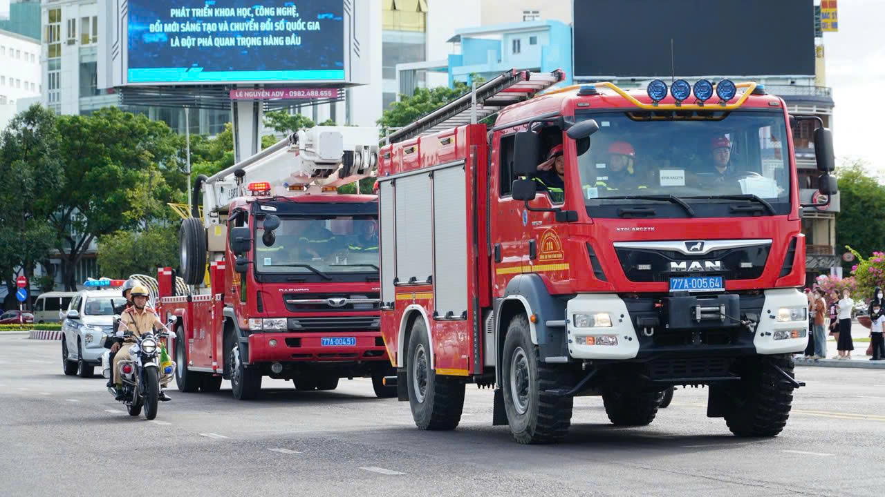 Công an Gia Lai ra quân đợt cao điểm tấn công trấn áp tội phạm- Ảnh 3. Công an Gia Lai ra quân đợt cao điểm tấn công trấn áp tội phạm- Ảnh 3.