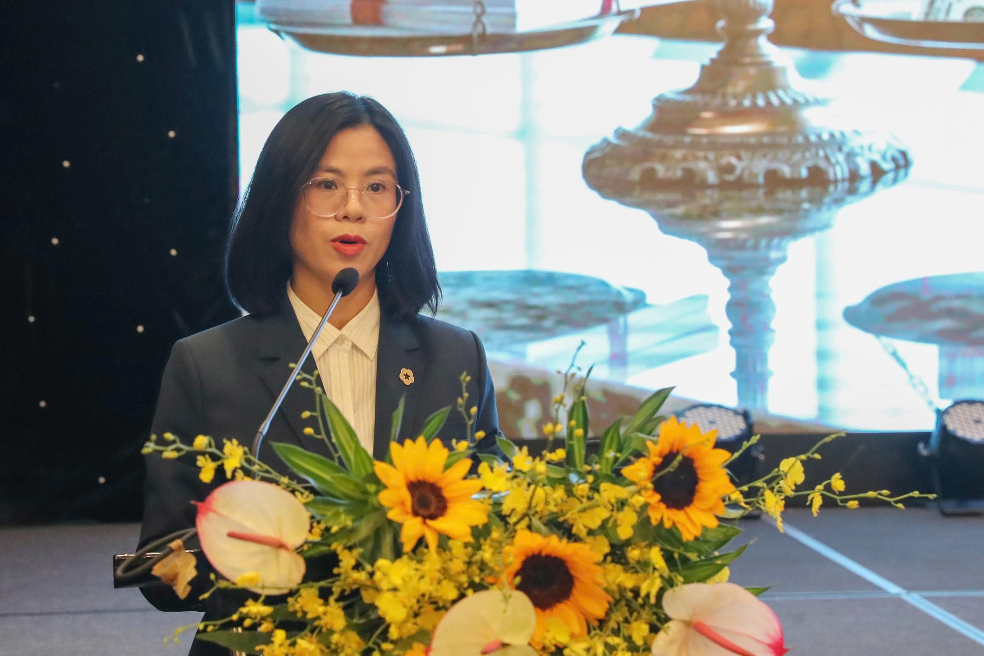 Ngành Ngân hàng và Tòa án phối hợp gỡ vướng trong xử lý tranh chấp tín dụng- Ảnh 4.
