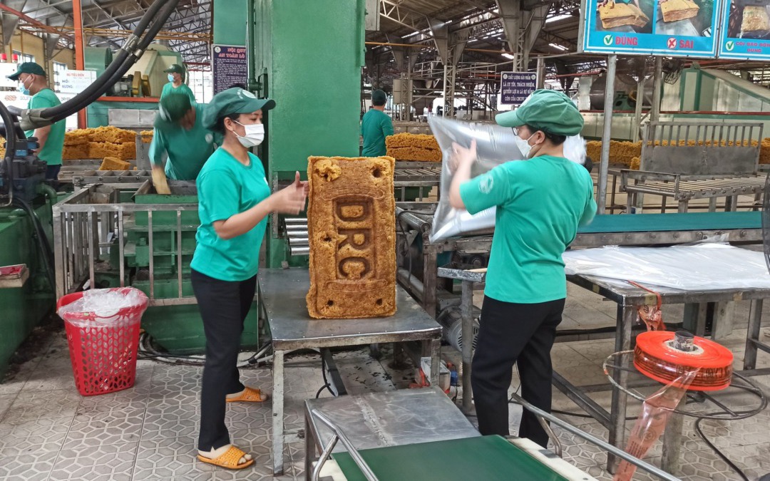 Ghi tên nghề, công việc nặng nhọc, độc hại thế nào là đúng?