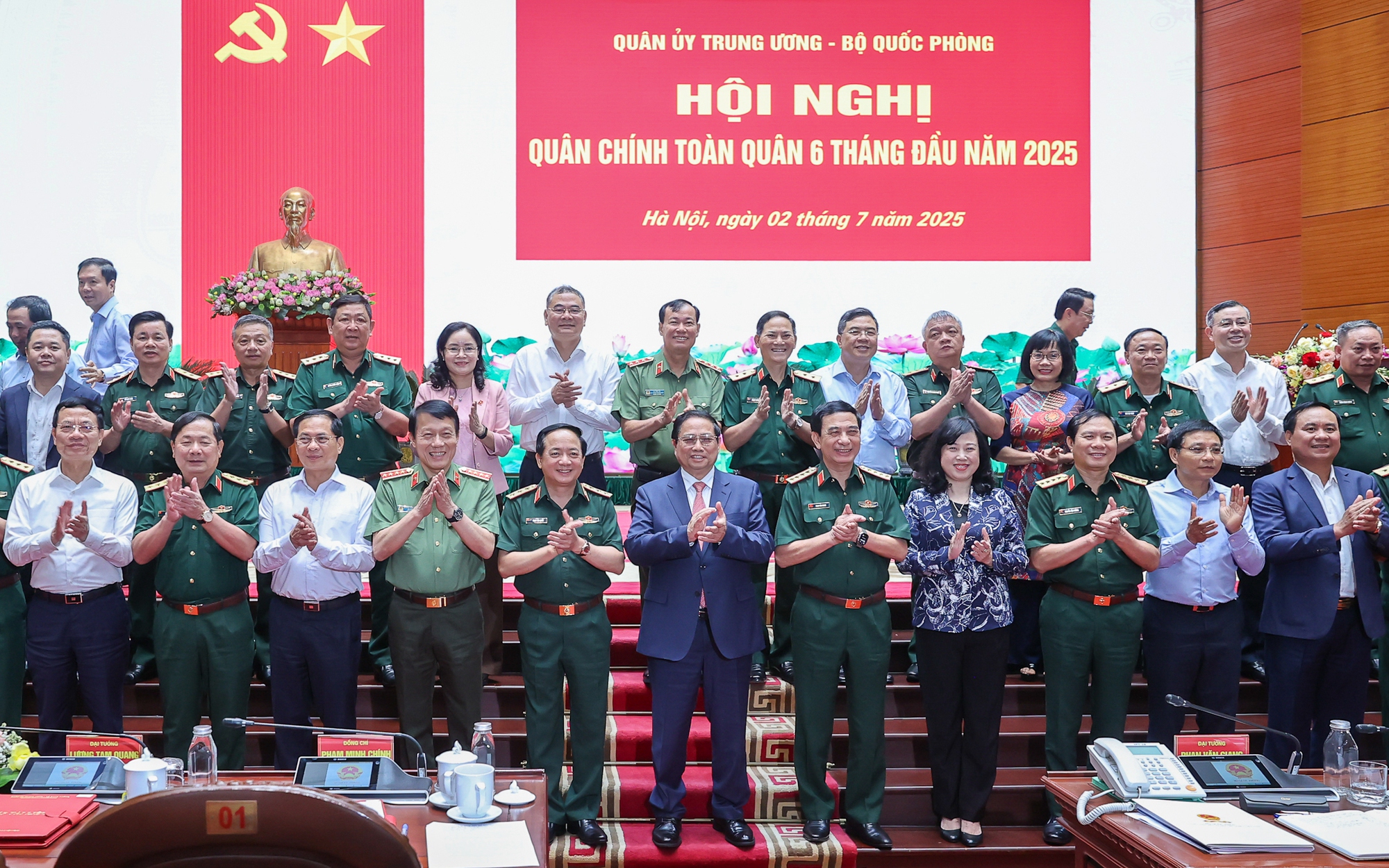 Thủ tướng Phạm Minh Chính dự Hội nghị Quân chính toàn quân 6 tháng đầu năm