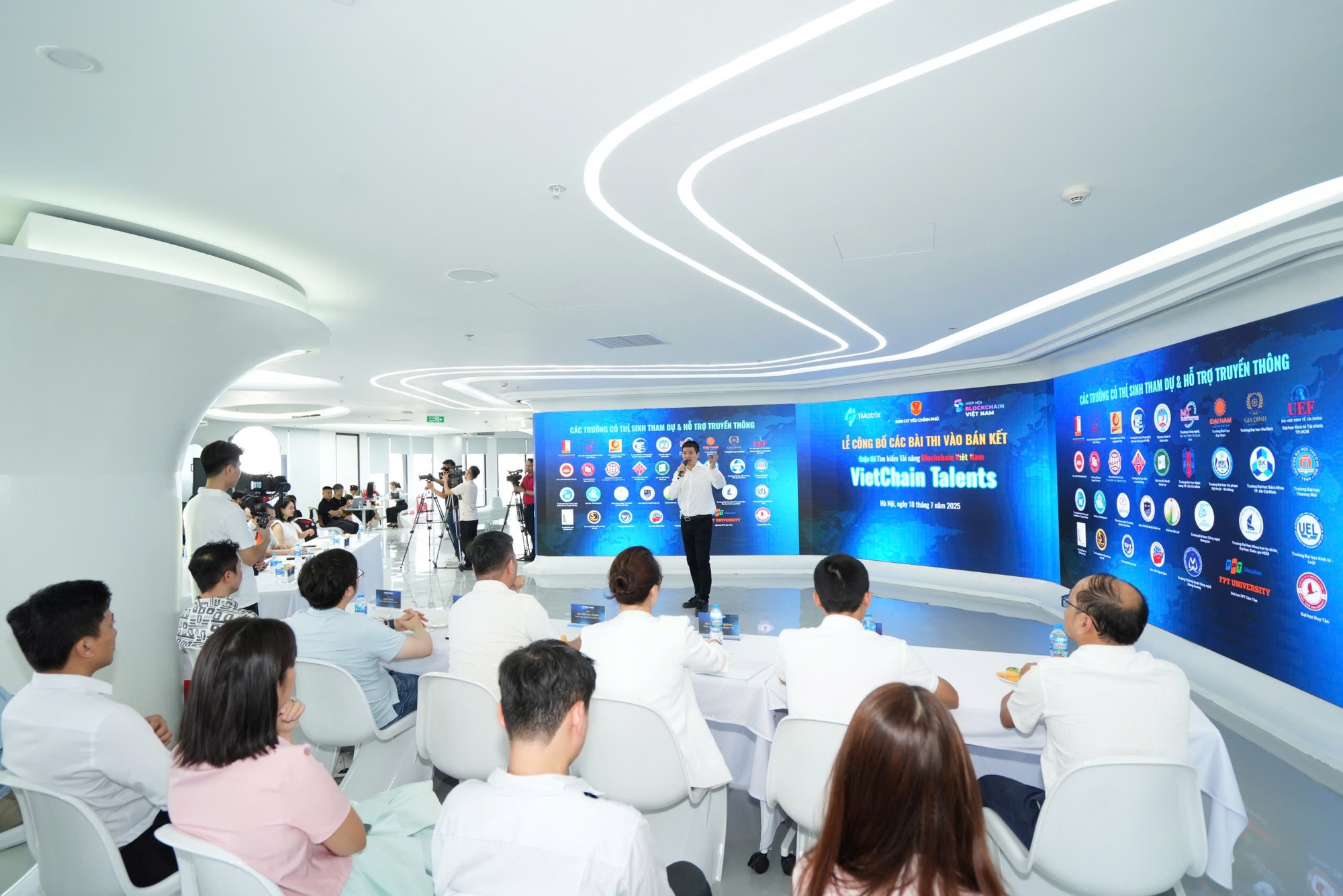 VietChain Talents: Động lực thúc đẩy nguồn nhân lực blockchain chất lượng cao- Ảnh 1. VietChain Talents: Động lực thúc đẩy nguồn nhân lực blockchain chất lượng cao- Ảnh 1.