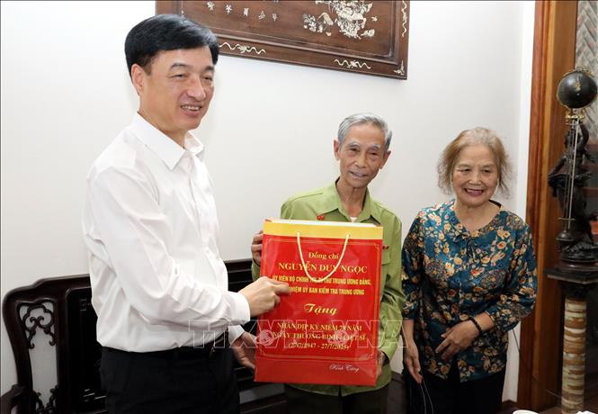 Lãnh đạo Đảng, Nhà nước quan tâm chăm lo cho người có công- Ảnh 2. Lãnh đạo Đảng, Nhà nước quan tâm chăm lo cho người có công- Ảnh 2.