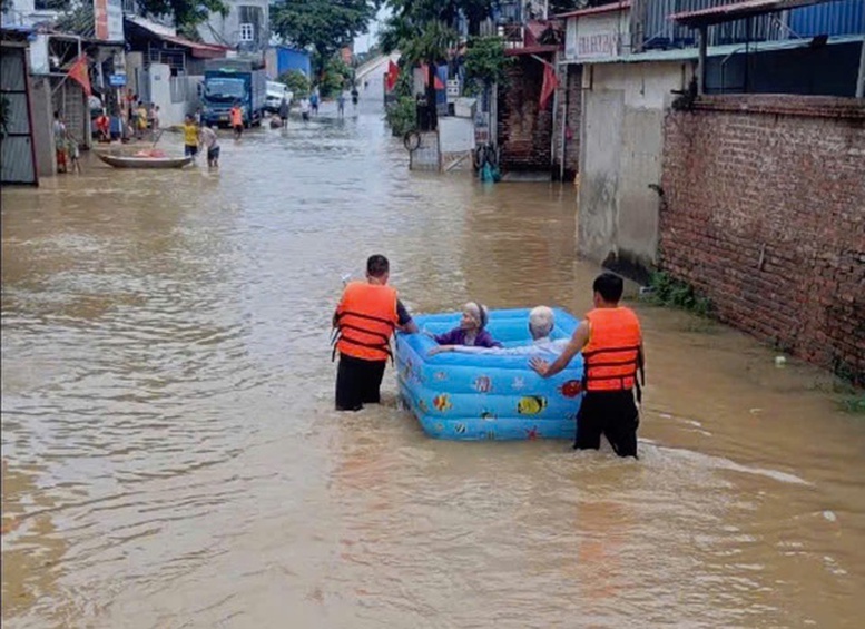 Cần làm gì để phòng bệnh trong mùa mưa, bão?- Ảnh 1.