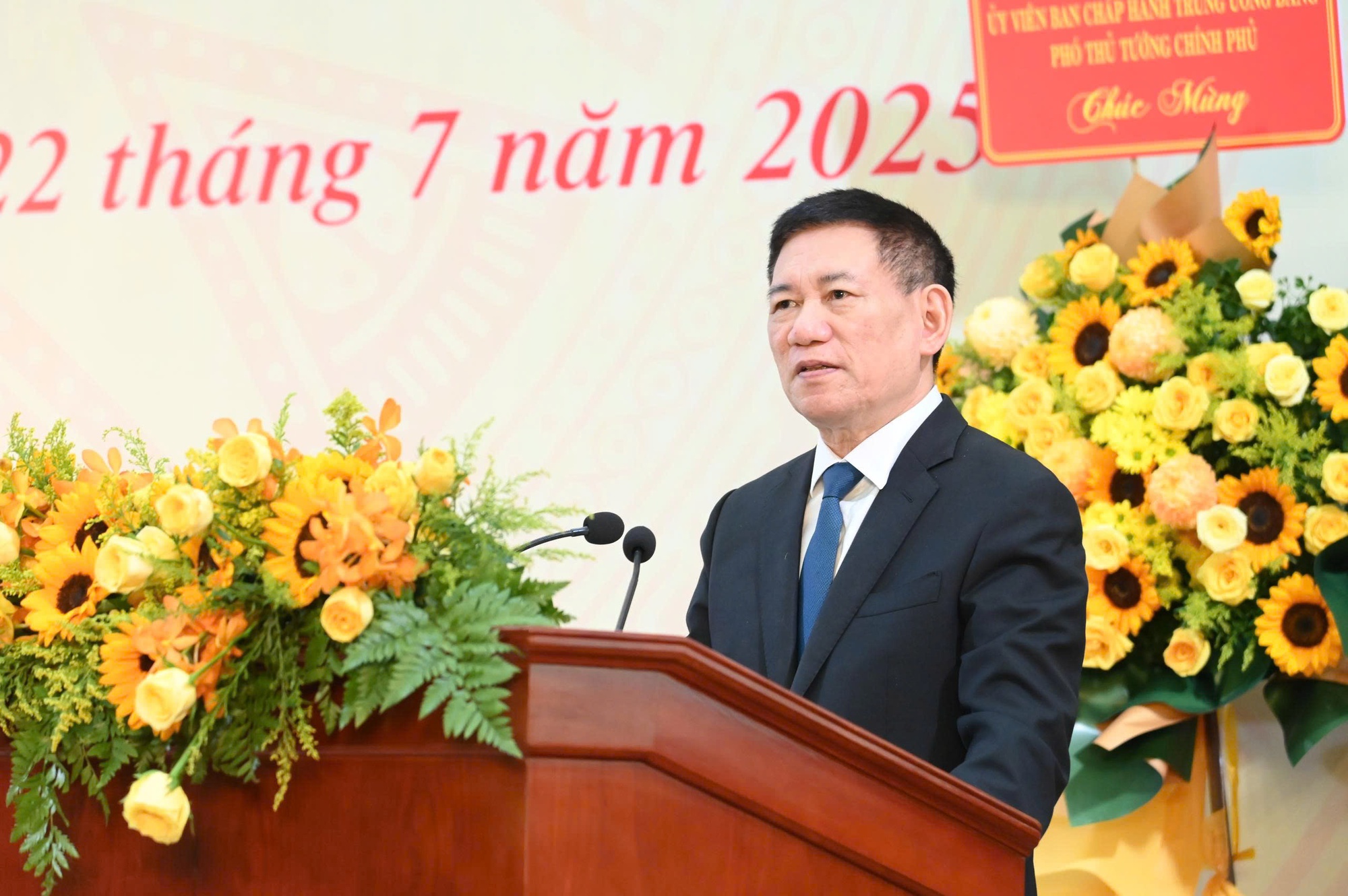 Phó Thủ tướng Hồ Đức Phớc dự Đại hội Đảng bộ Tập đoàn Công nghiệp Cao su Việt Nam- Ảnh 1. Phó Thủ tướng Hồ Đức Phớc dự Đại hội Đảng bộ Tập đoàn Công nghiệp Cao su Việt Nam- Ảnh 1.