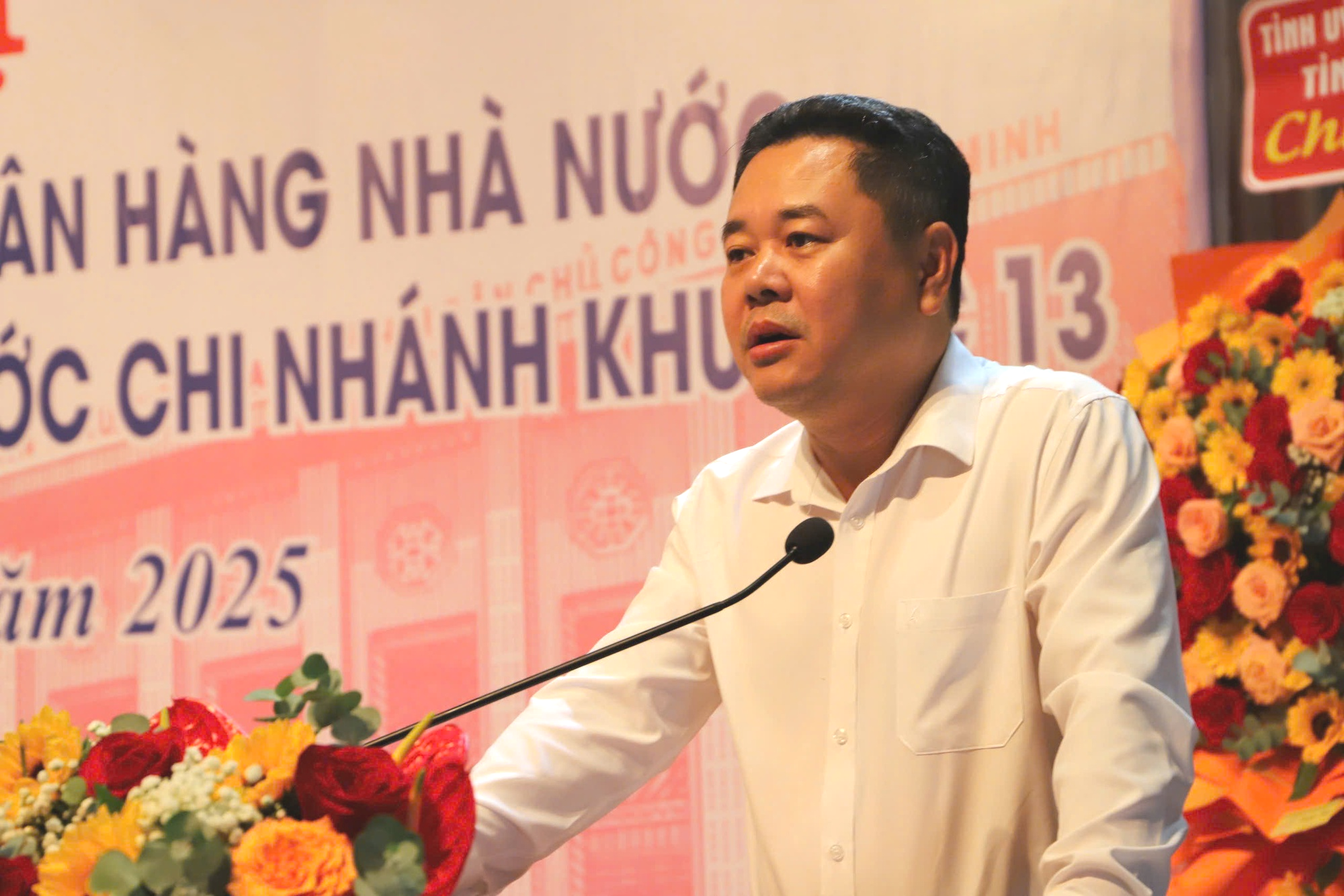 NHNN tổ chức, kiện toàn nhân sự các khu vực phía Nam- Ảnh 1. NHNN tổ chức, kiện toàn nhân sự các khu vực phía Nam- Ảnh 1.