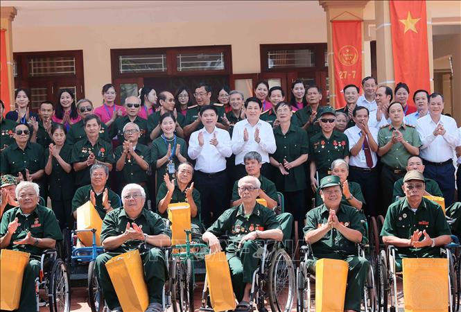 Hình thành hệ thống cơ sở đủ năng lực đáp ứng tốt hơn yêu cầu nuôi dưỡng, điều dưỡng người có công- Ảnh 2. Hình thành hệ thống cơ sở đủ năng lực đáp ứng tốt hơn yêu cầu nuôi dưỡng, điều dưỡng người có công- Ảnh 2.