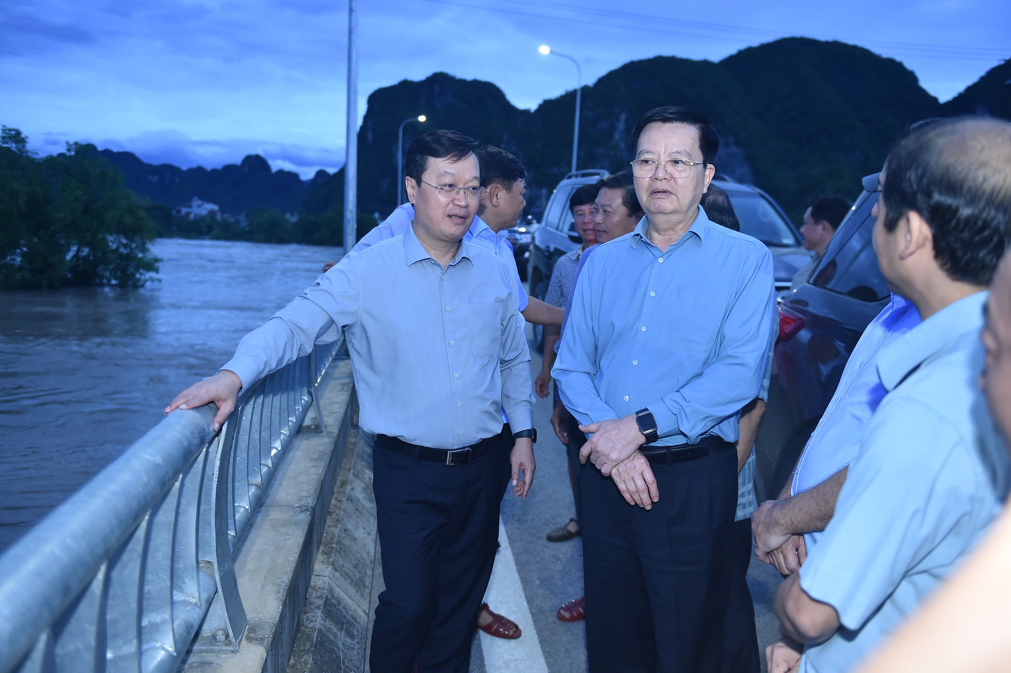 Phó Thủ tướng Mai Văn Chính kiểm tra công tác phòng, chống thiên tai, tình hình mưa lũ tại xã Con Cuông, Nghệ An- Ảnh 1. Phó Thủ tướng Mai Văn Chính kiểm tra công tác phòng, chống thiên tai, tình hình mưa lũ tại xã Con Cuông, Nghệ An- Ảnh 1.