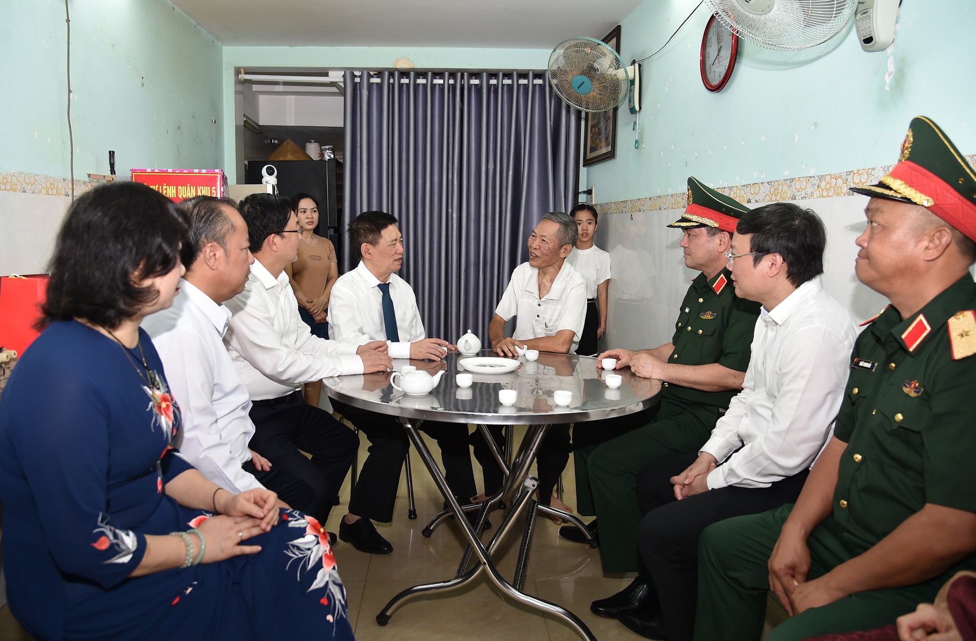 Phó Thủ tướng Hồ Đức Phớc tiếp xúc cử tri phường Quy Nhơn, Gia Lai- Ảnh 7. Phó Thủ tướng Hồ Đức Phớc tiếp xúc cử tri phường Quy Nhơn, Gia Lai- Ảnh 7.