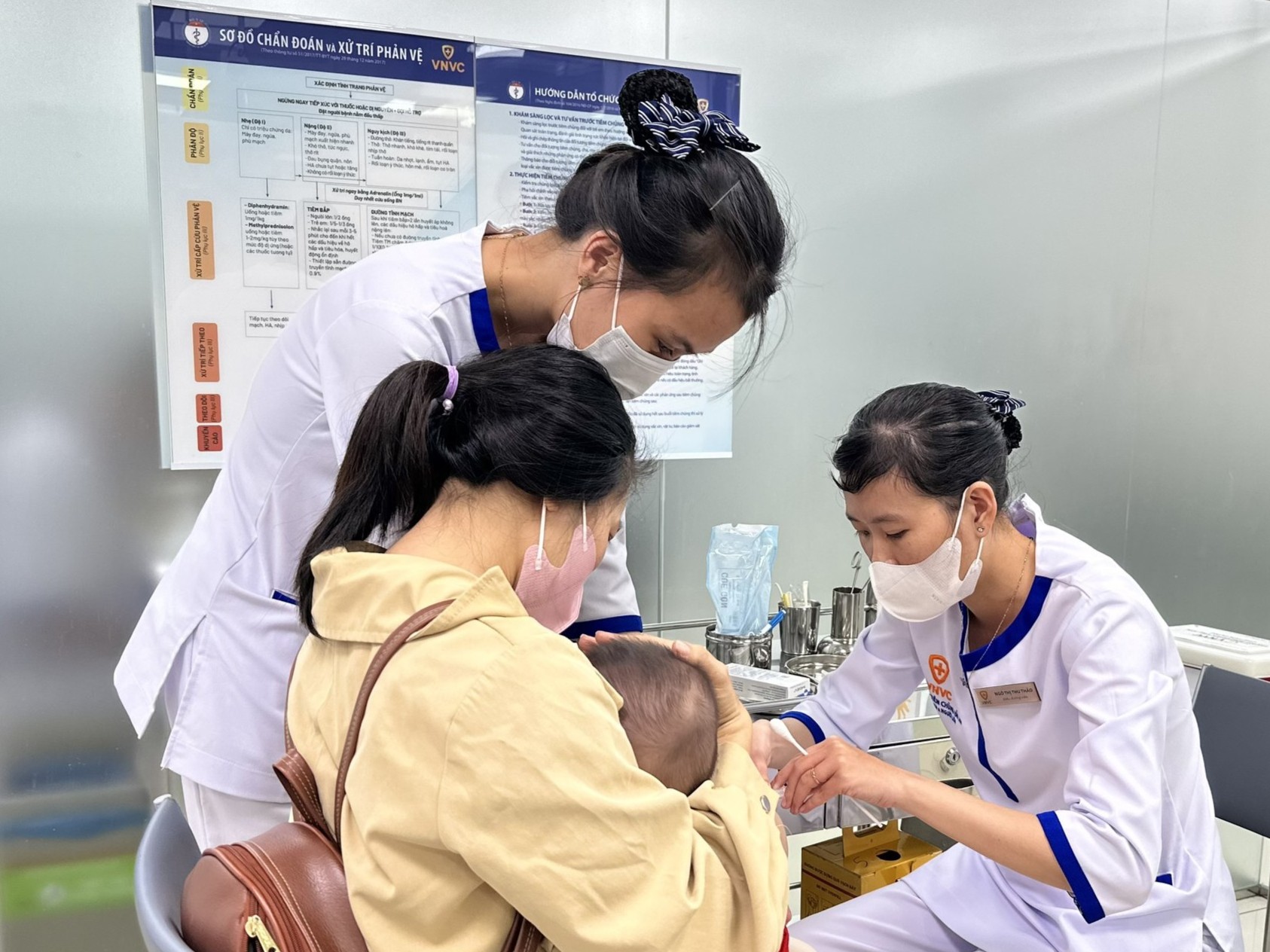Cảnh báo bệnh viêm não Nhật Bản ở trẻ và thanh thiếu niên vào mùa hè- Ảnh 2. Cảnh báo bệnh viêm não Nhật Bản ở trẻ và thanh thiếu niên vào mùa hè- Ảnh 2.