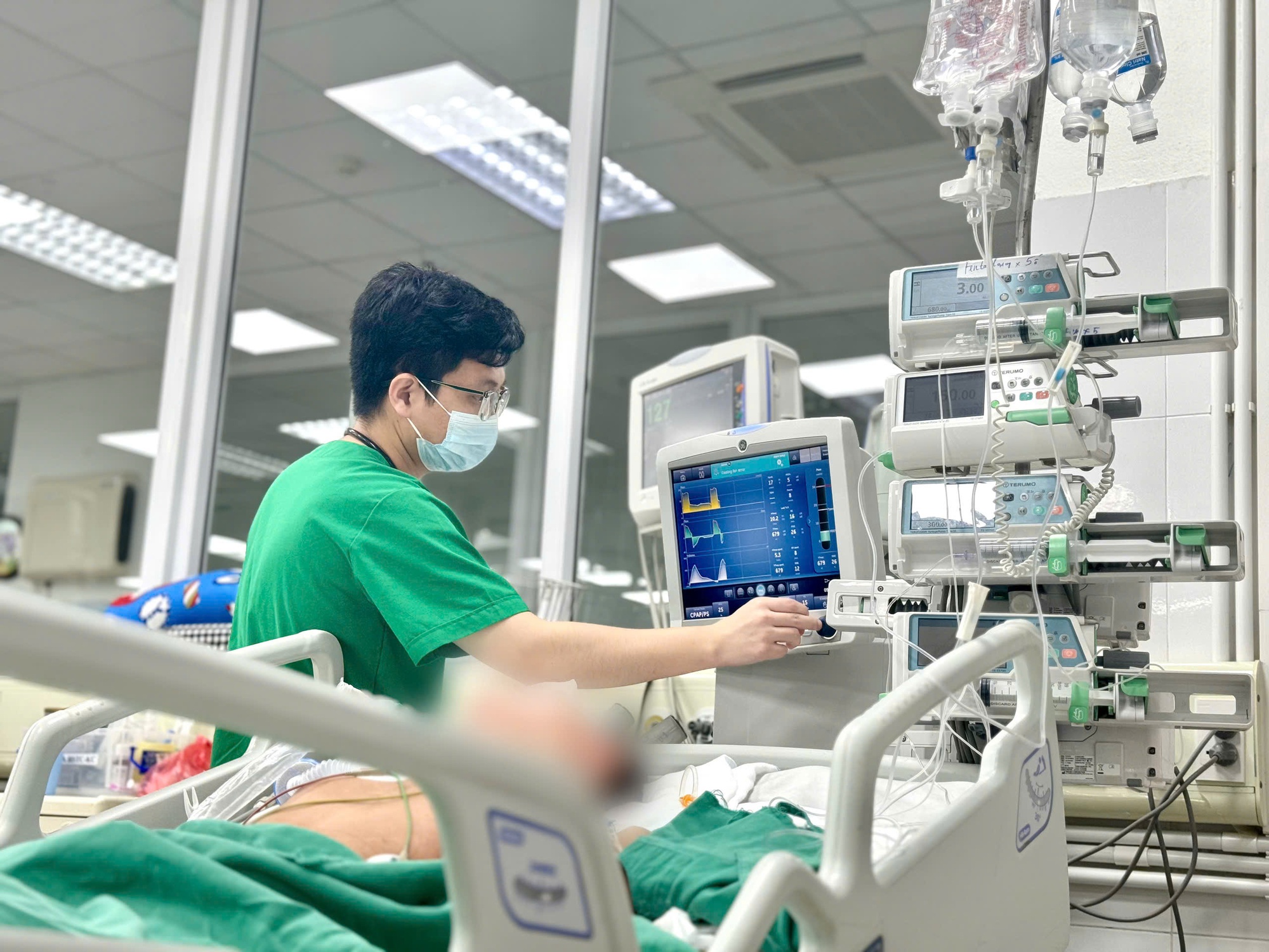 Cảnh báo bệnh viêm não Nhật Bản ở trẻ và thanh thiếu niên vào mùa hè- Ảnh 1. Cảnh báo bệnh viêm não Nhật Bản ở trẻ và thanh thiếu niên vào mùa hè- Ảnh 1.