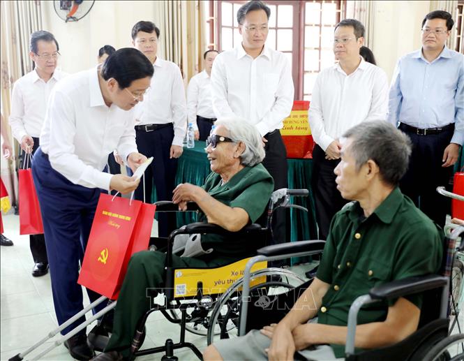 Tri ân người có công là truyền thống tốt đẹp của dân tộc- Ảnh 2. Tri ân người có công là truyền thống tốt đẹp của dân tộc- Ảnh 2.