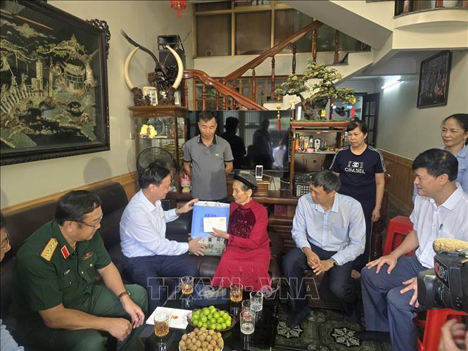 Tri ân người có công là truyền thống tốt đẹp của dân tộc- Ảnh 4. Tri ân người có công là truyền thống tốt đẹp của dân tộc- Ảnh 4.
