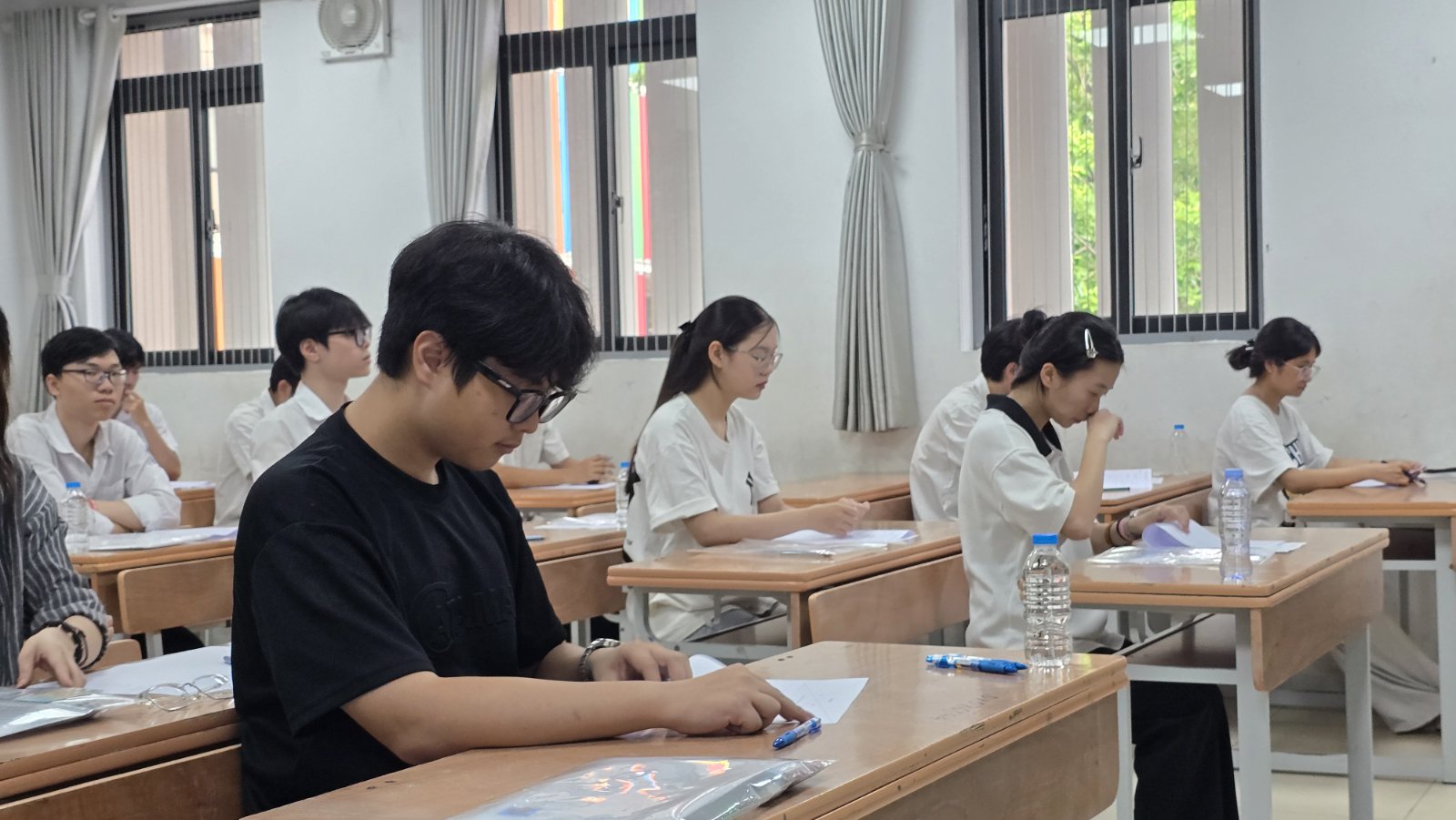 Hơn 200 trường ĐH công bố điểm sàn: CHUYÊN GIA đánh giá điểm sàn và xu hướng điểm chuẩn- Ảnh 2.