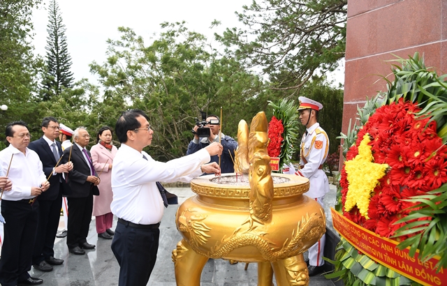 Phó Thủ tướng Bùi Thanh Sơn thăm, làm việc với Viện Nghiên cứu hạt nhân- Ảnh 2. Phó Thủ tướng Bùi Thanh Sơn thăm, làm việc với Viện Nghiên cứu hạt nhân- Ảnh 2.